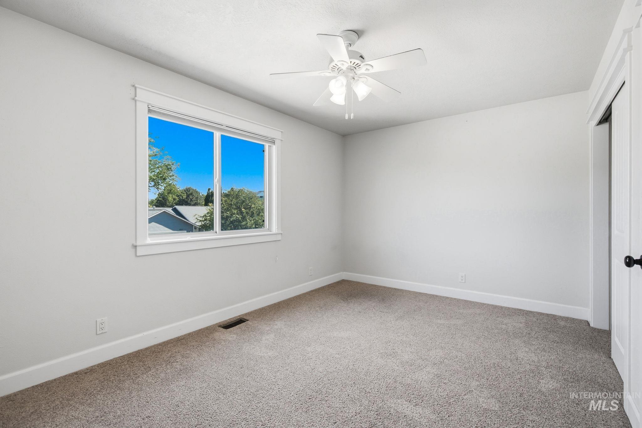 8341 W Pomona Court, Boise, Idaho 83704, 4 Bedrooms, 2.5 Bathrooms, Residential For Sale, Price $487,900,MLS 98990695