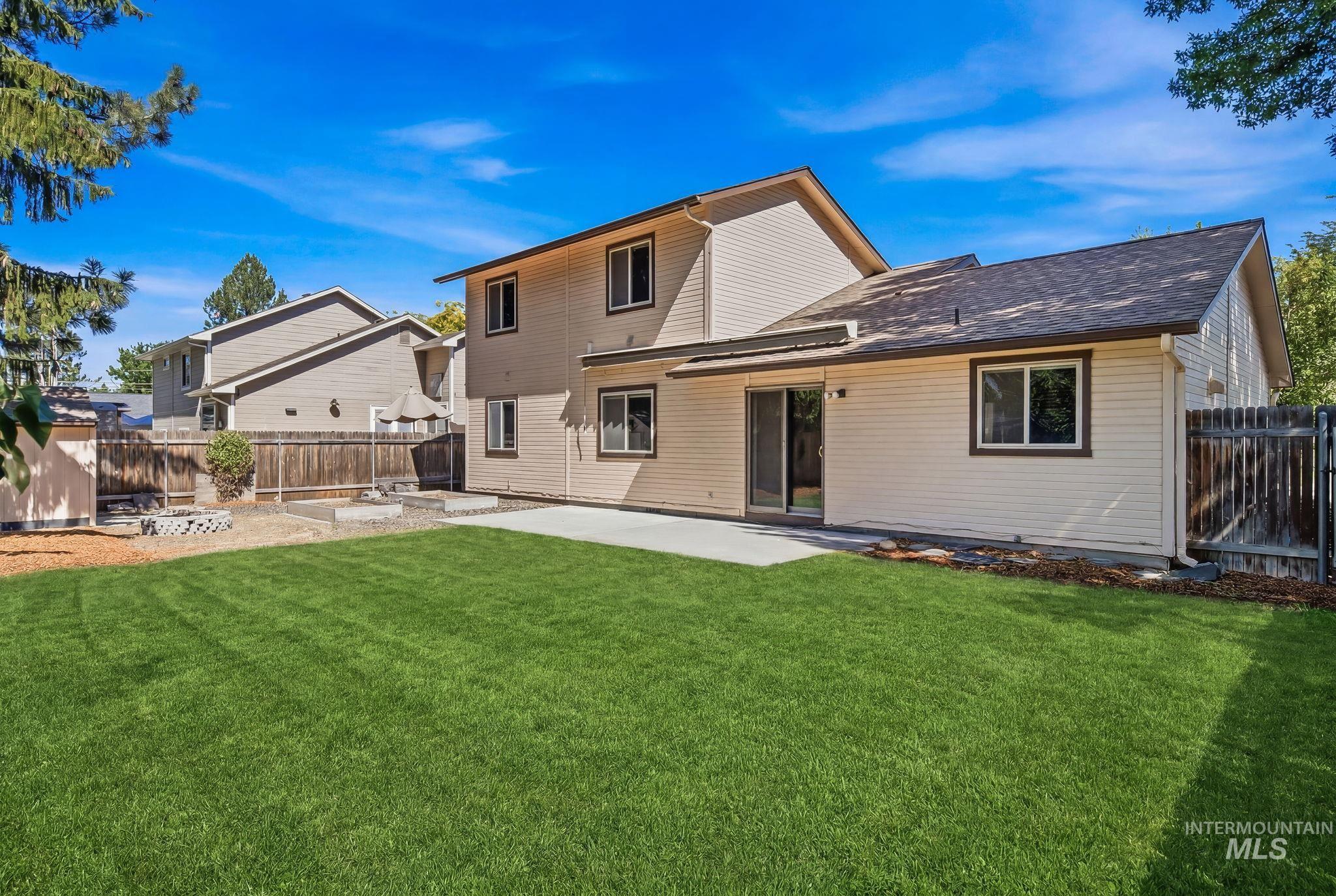 8341 W Pomona Court, Boise, Idaho 83704, 4 Bedrooms, 2.5 Bathrooms, Residential For Sale, Price $487,900,MLS 98990695