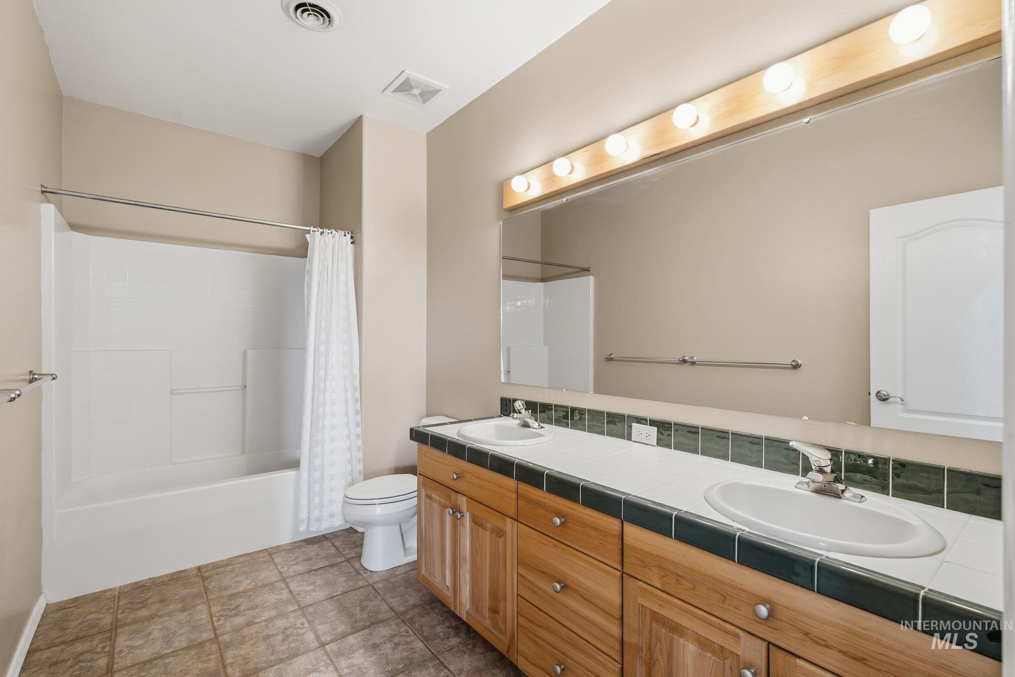 5660 N Star Ridge Way, Star, Idaho 83669, 6 Bedrooms, 4.5 Bathrooms, Residential For Sale, Price $1,670,000, 98990698