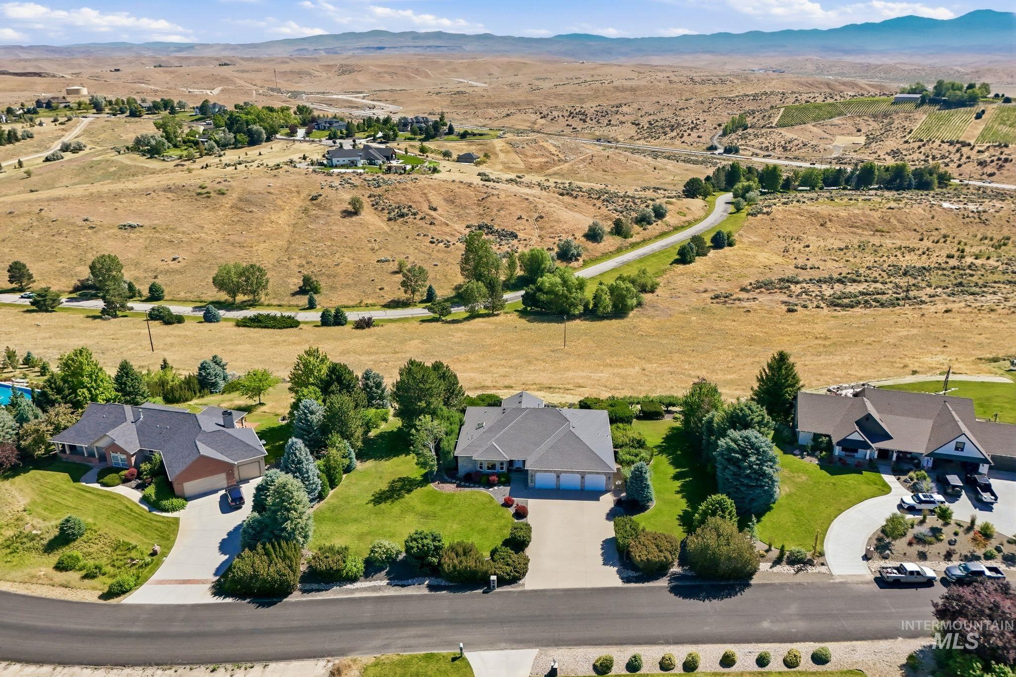 5660 N Star Ridge Way, Star, Idaho 83669, 6 Bedrooms, 4.5 Bathrooms, Residential For Sale, Price $1,670,000, 98990698