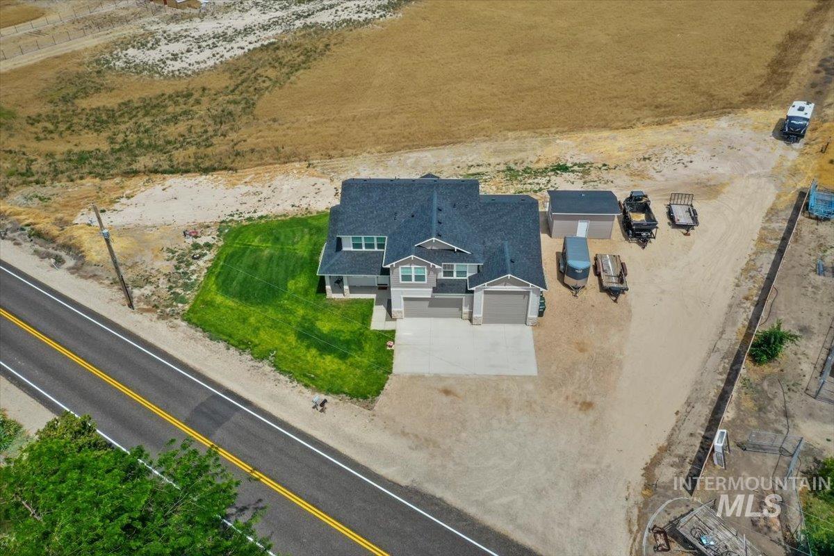 734 Hill Road, Melba, Idaho 83641, 4 Bedrooms, 3 Bathrooms, Residential For Sale, Price $659,900,MLS 98990700