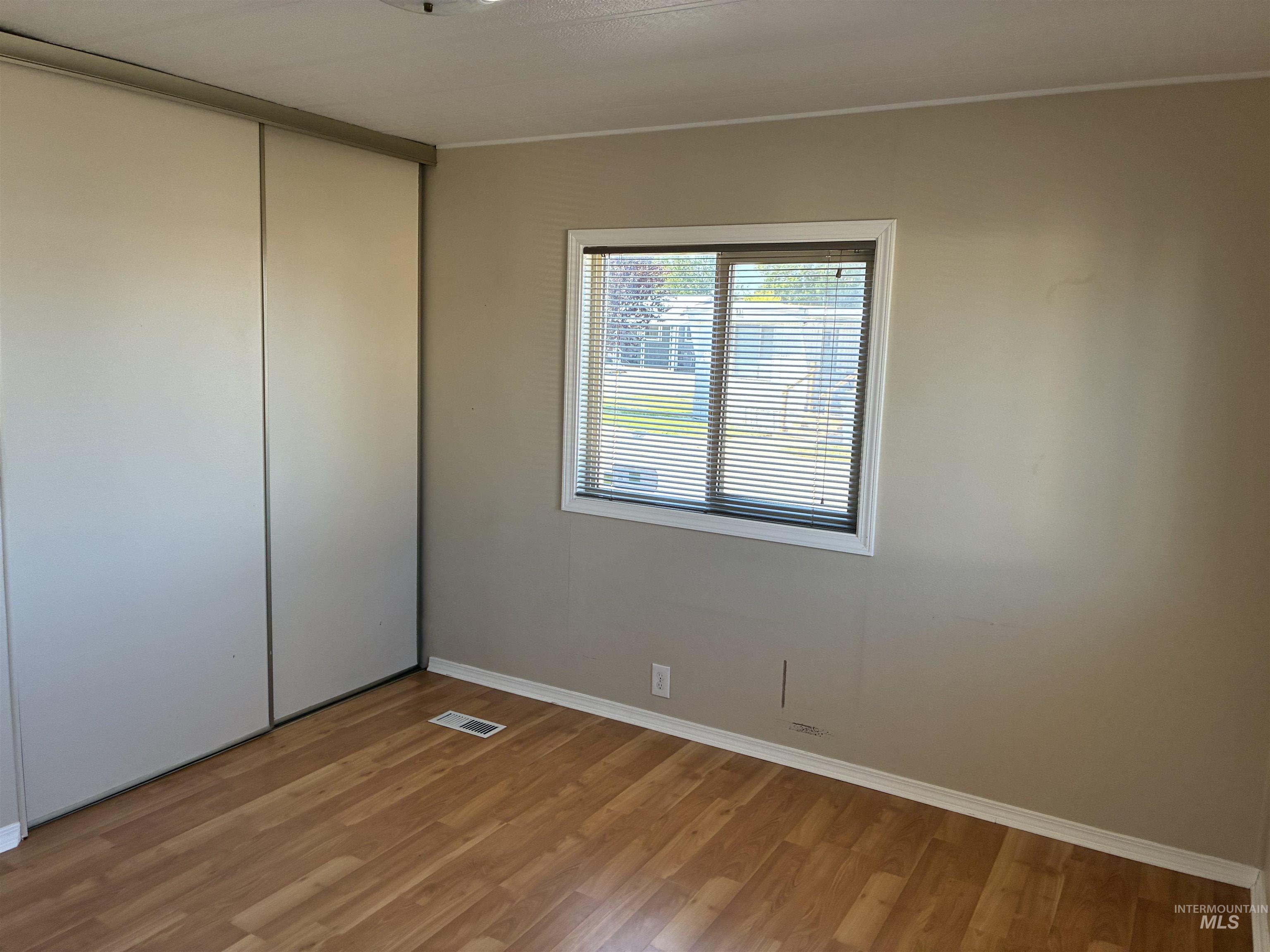 2205 E Linden St, Caldwell, Idaho 83605, 3 Bedrooms, 2 Bathrooms, Residential For Sale, Price $76,900,MLS 98990702