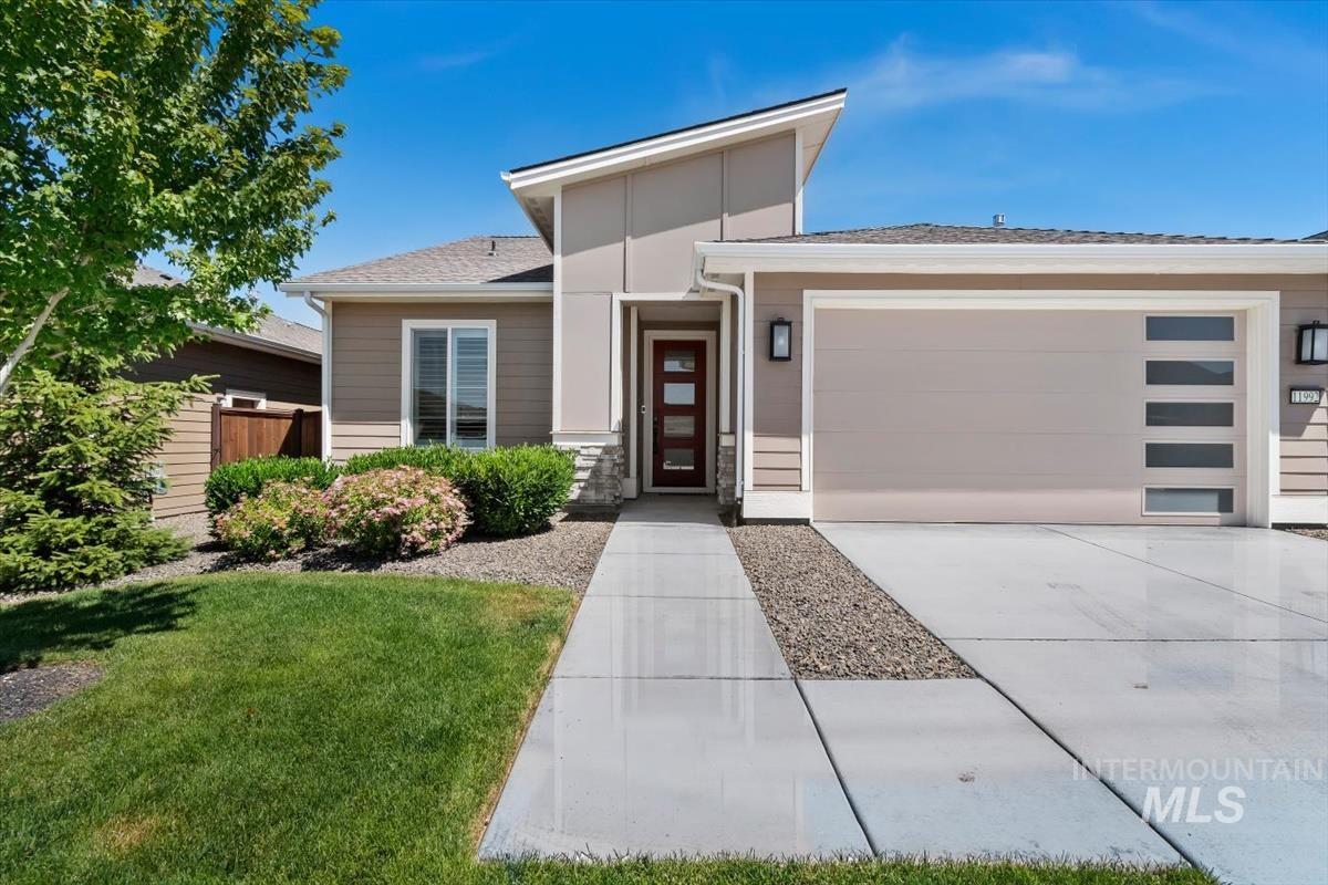 11992 W Bravery Ln, Kuna, Idaho 83634, 2 Bedrooms, 2 Bathrooms, Residential For Sale, Price $525,000,MLS 98990706