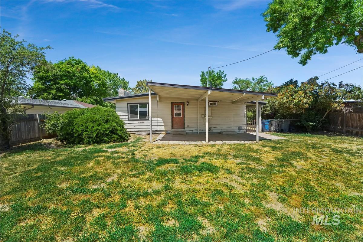 1402 S Brooklawn, Boise, Idaho 83709, 3 Bedrooms, 1.5 Bathrooms, Residential For Sale, Price $389,900,MLS 98990708