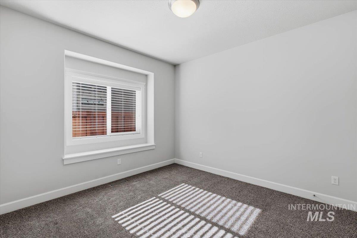 11209 W Mossywood Dr, Boise, Idaho 83709, 3 Bedrooms, 2 Bathrooms, Residential For Sale, Price $569,900,MLS 98990710