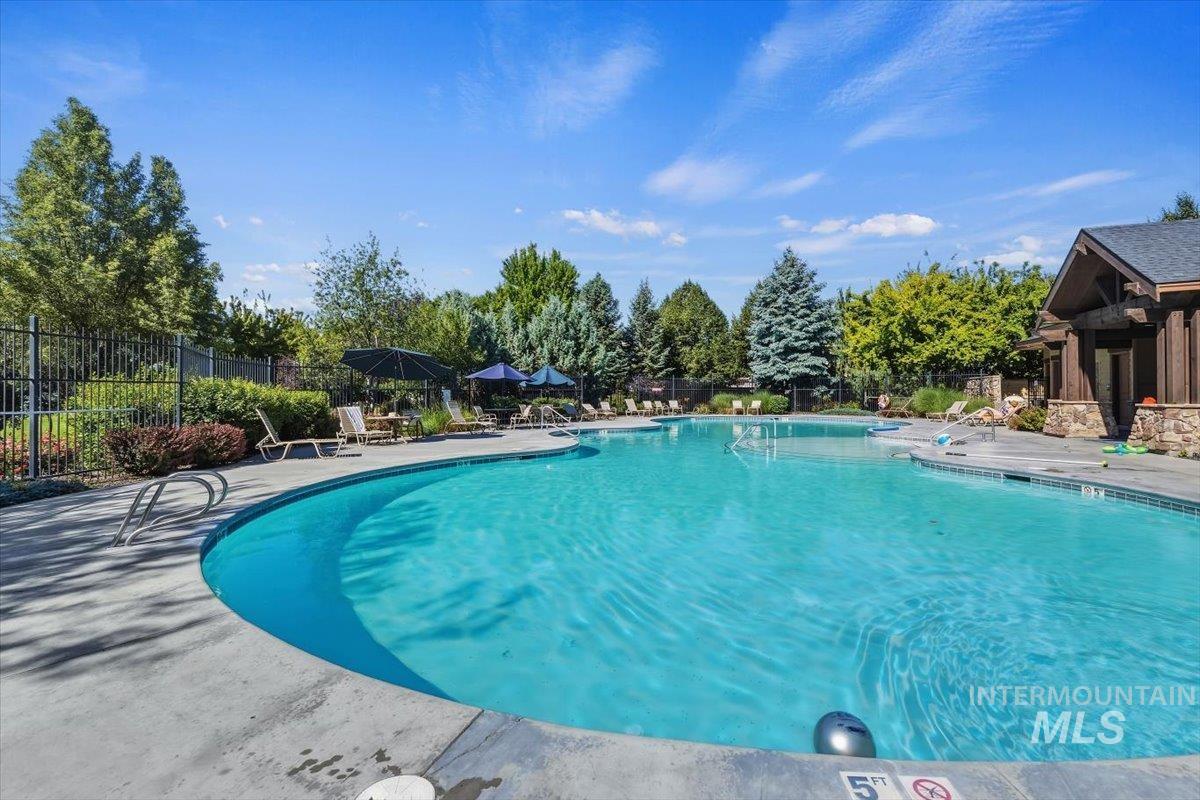 11209 W Mossywood Dr, Boise, Idaho 83709, 3 Bedrooms, 2 Bathrooms, Residential For Sale, Price $569,900,MLS 98990710