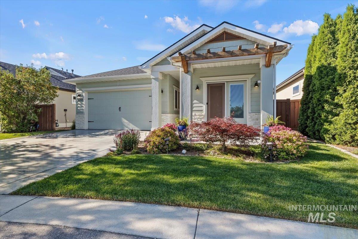 11209 W Mossywood Dr, Boise, Idaho 83709, 3 Bedrooms, 2 Bathrooms, Residential For Sale, Price $569,900,MLS 98990710