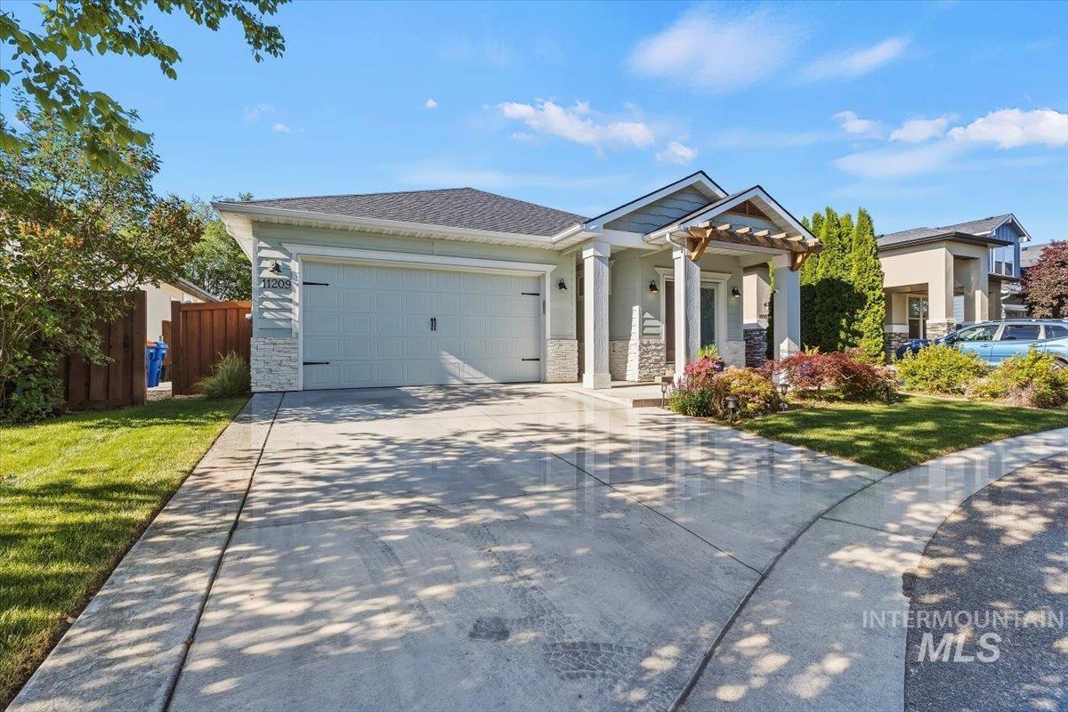 11209 W Mossywood Dr, Boise, Idaho 83709, 3 Bedrooms, 2 Bathrooms, Residential For Sale, Price $569,900,MLS 98990710