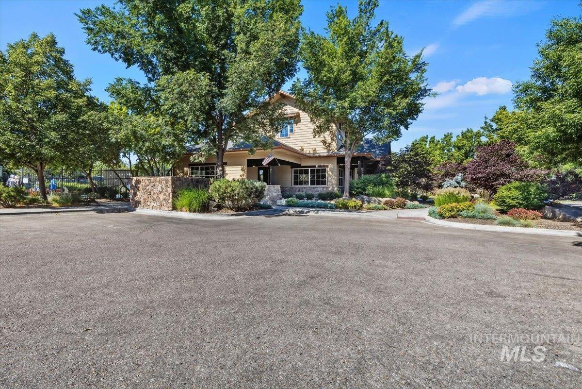 11209 W Mossywood Dr, Boise, Idaho 83709, 3 Bedrooms, 2 Bathrooms, Residential For Sale, Price $569,900,MLS 98990710
