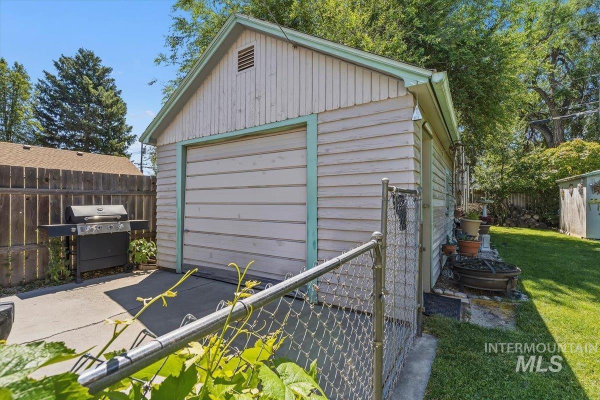 4619 W Freemont St, Boise, Idaho 83706, 3 Bedrooms, 1 Bathroom, Residential For Sale, Price $475,000,MLS 98990711