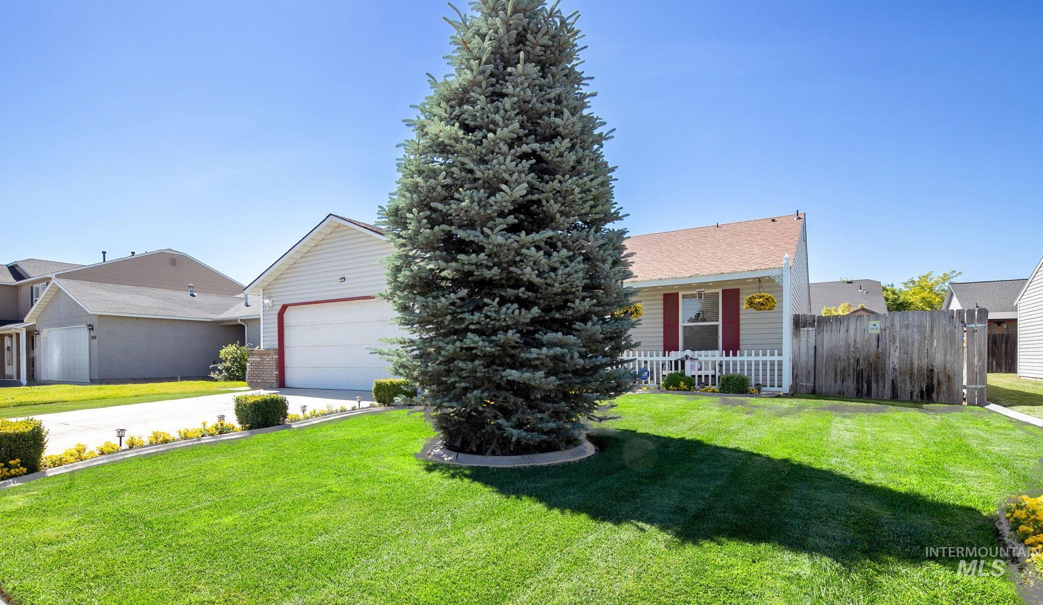 3004 Woodbridge, Caldwell, Idaho 83605, 3 Bedrooms, 2 Bathrooms, Residential For Sale, Price $366,950,MLS 98990712