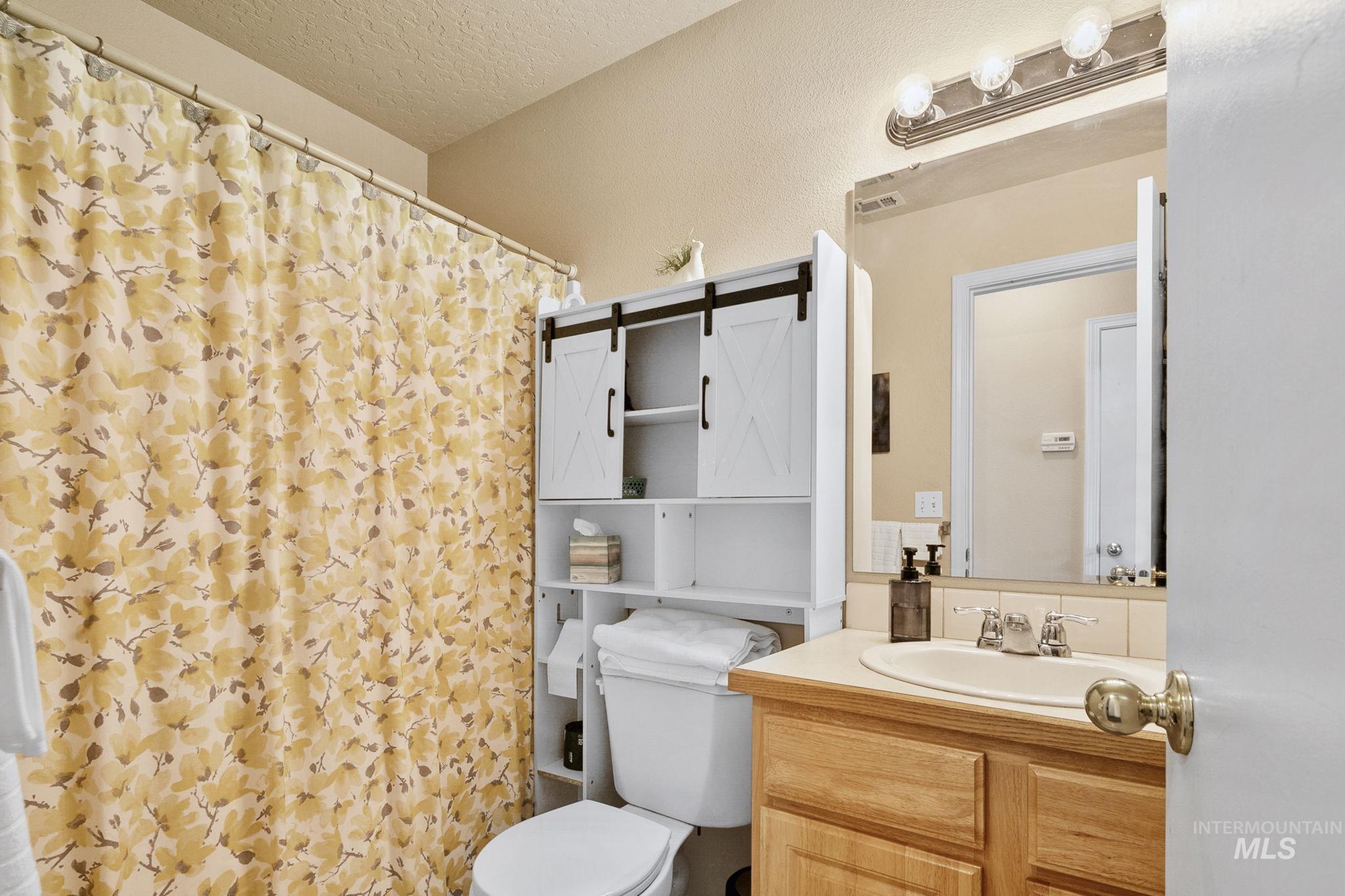 3004 Woodbridge, Caldwell, Idaho 83605, 3 Bedrooms, 2 Bathrooms, Residential For Sale, Price $366,950,MLS 98990712
