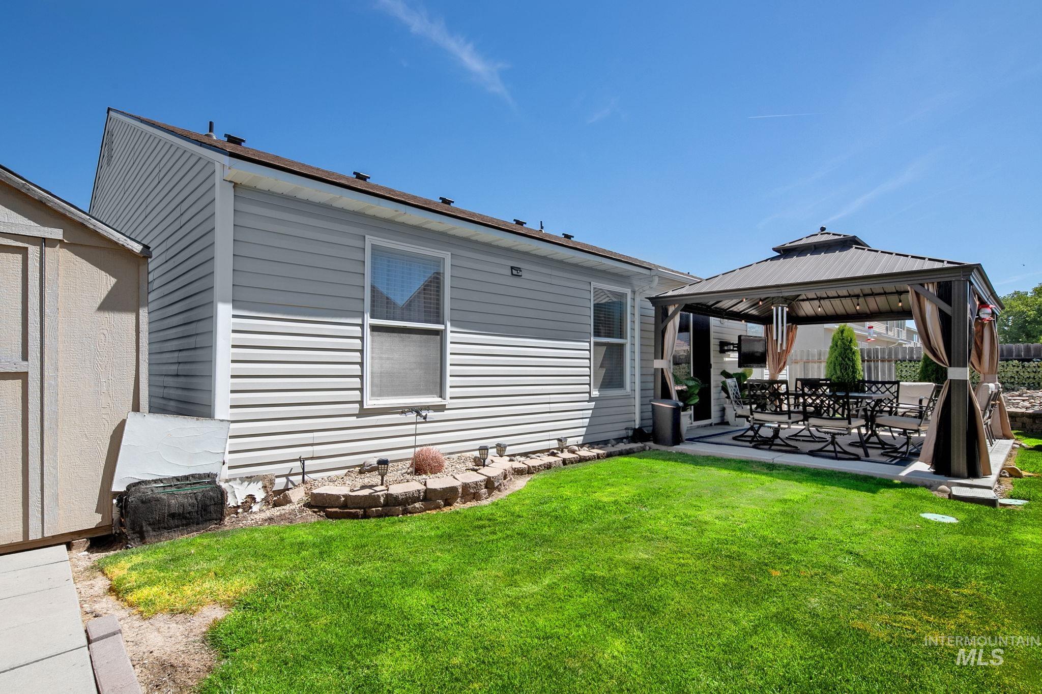 3004 Woodbridge, Caldwell, Idaho 83605, 3 Bedrooms, 2 Bathrooms, Residential For Sale, Price $366,950,MLS 98990712