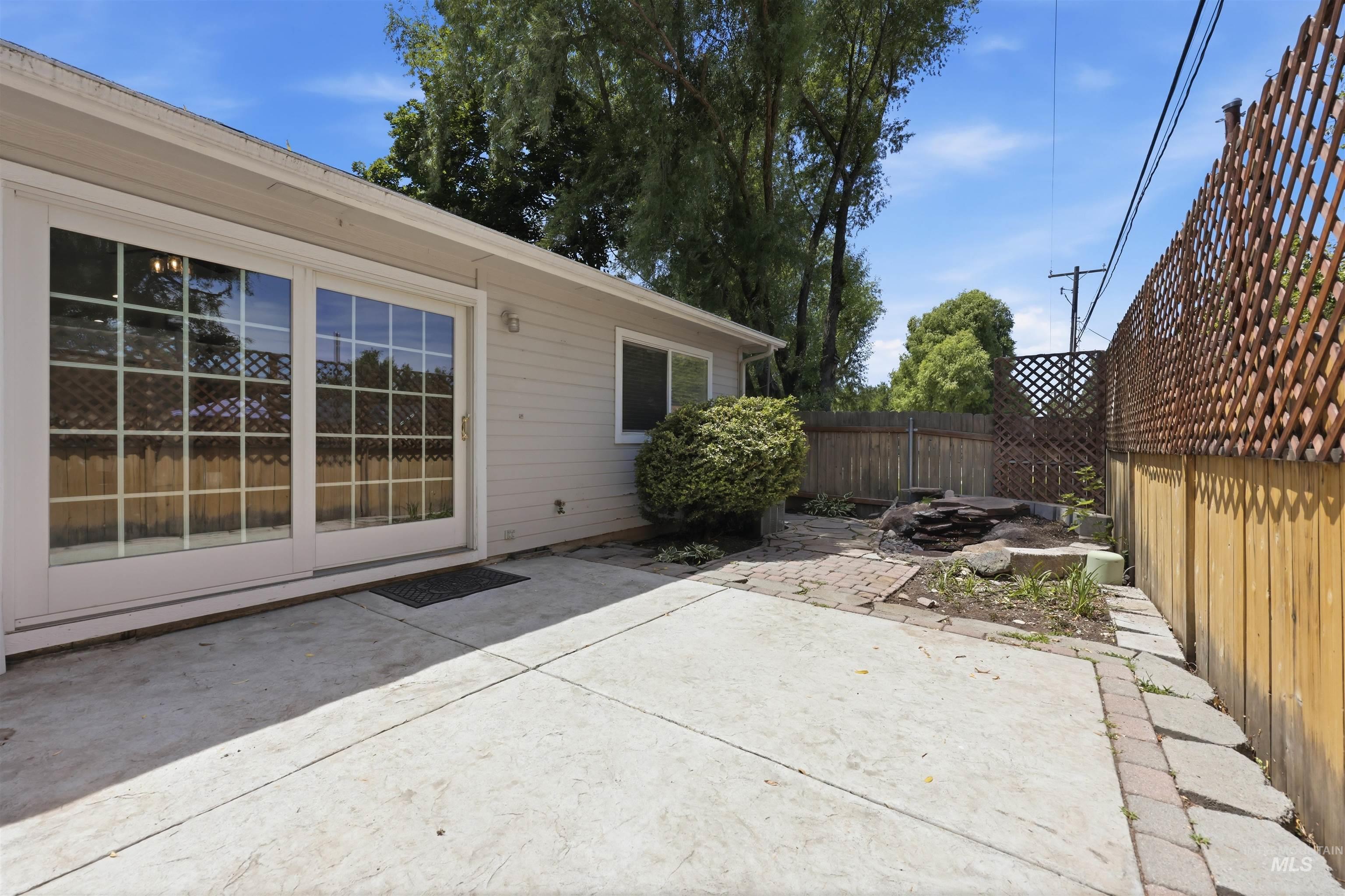 6264 W Villa Park St, Boise, Idaho 83703, 2 Bedrooms, 2 Bathrooms, Residential For Sale, Price $379,900,MLS 98990713