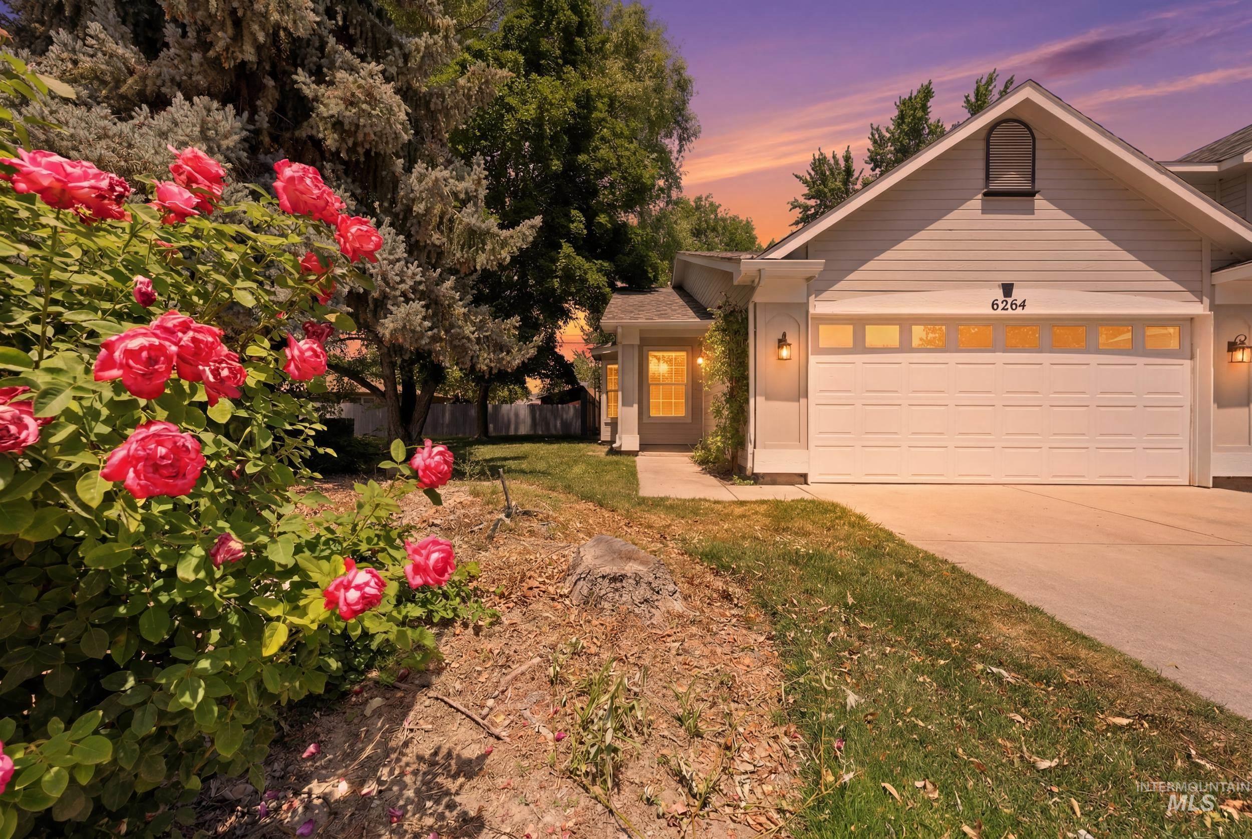 6264 W Villa Park St, Boise, Idaho 83703, 2 Bedrooms, 2 Bathrooms, Residential For Sale, Price $379,900,MLS 98990713