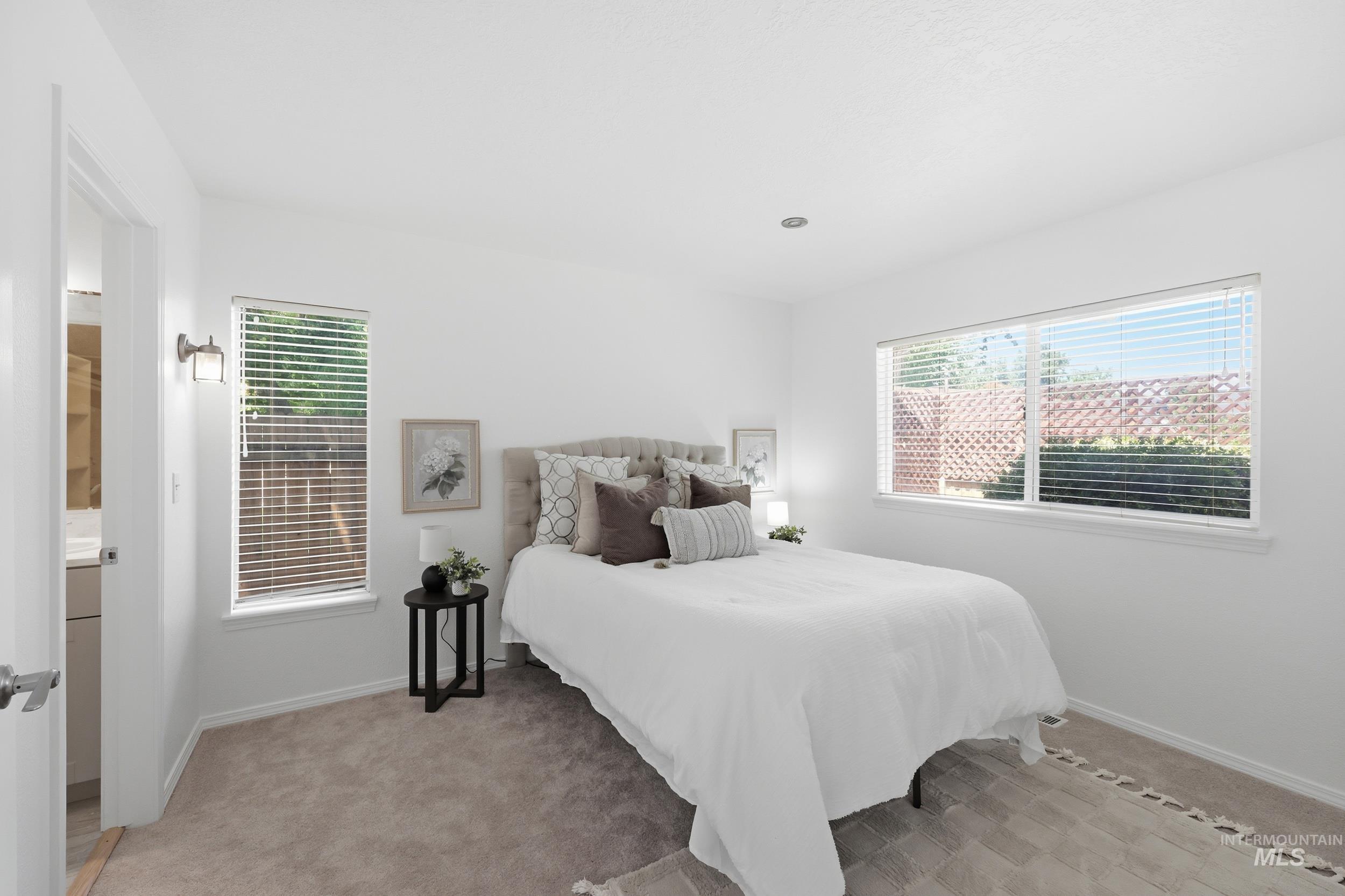 6264 W Villa Park St, Boise, Idaho 83703, 2 Bedrooms, 2 Bathrooms, Residential For Sale, Price $379,900,MLS 98990713