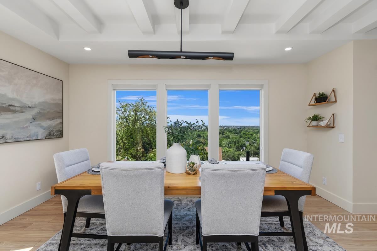 130 W Horizon Drive, Boise, Idaho 83702-4421, 5 Bedrooms, 4.5 Bathrooms, Residential For Sale, Price $1,295,000, 98990714