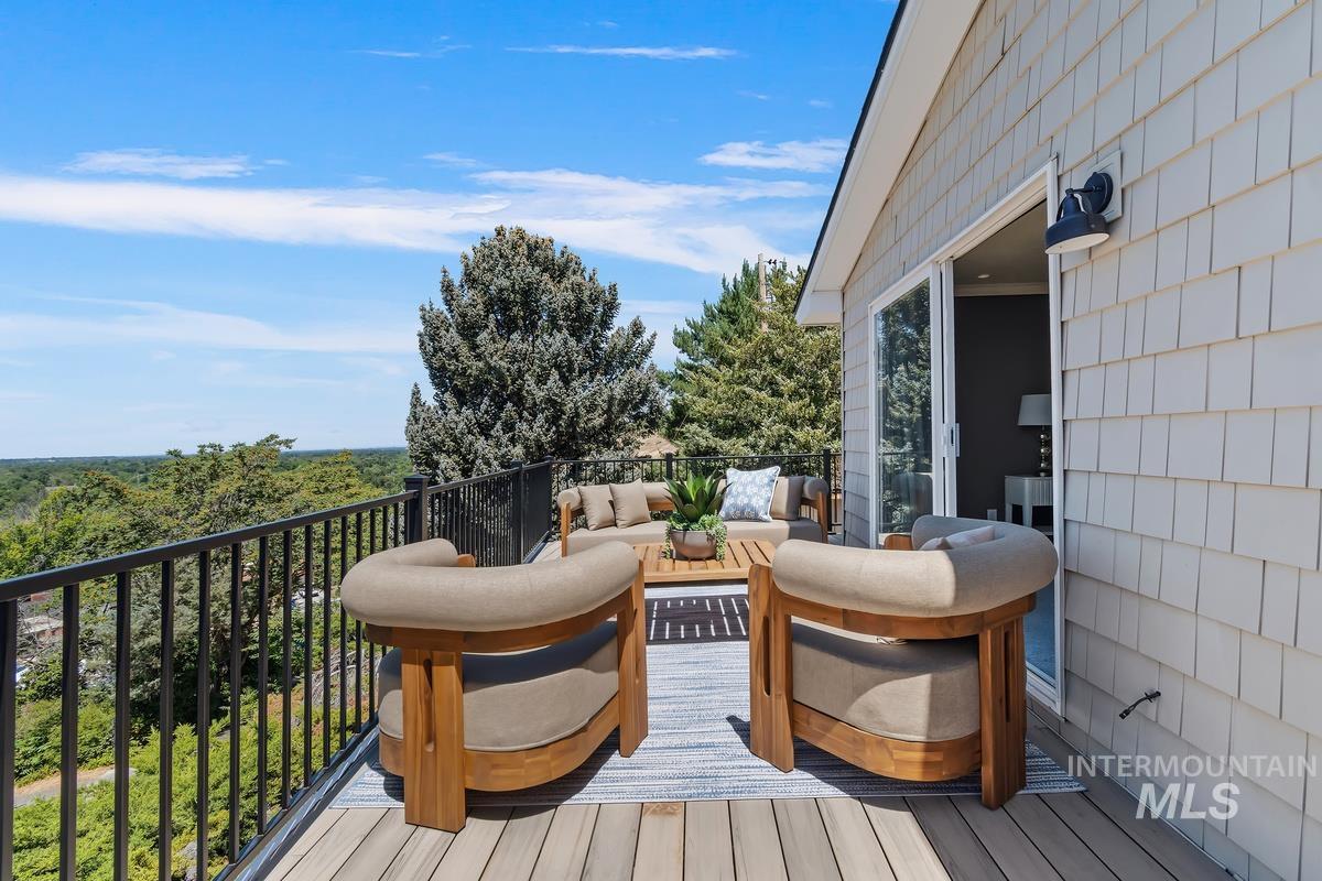 130 W Horizon Drive, Boise, Idaho 83702-4421, 5 Bedrooms, 4.5 Bathrooms, Residential For Sale, Price $1,295,000, 98990714