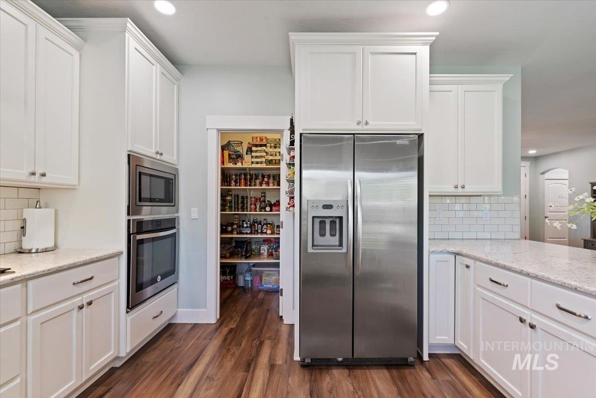 5690 W Montage Ct, Eagle, Idaho 83616, 4 Bedrooms, 2 Bathrooms, Residential For Sale, Price $725,000,MLS 98990716