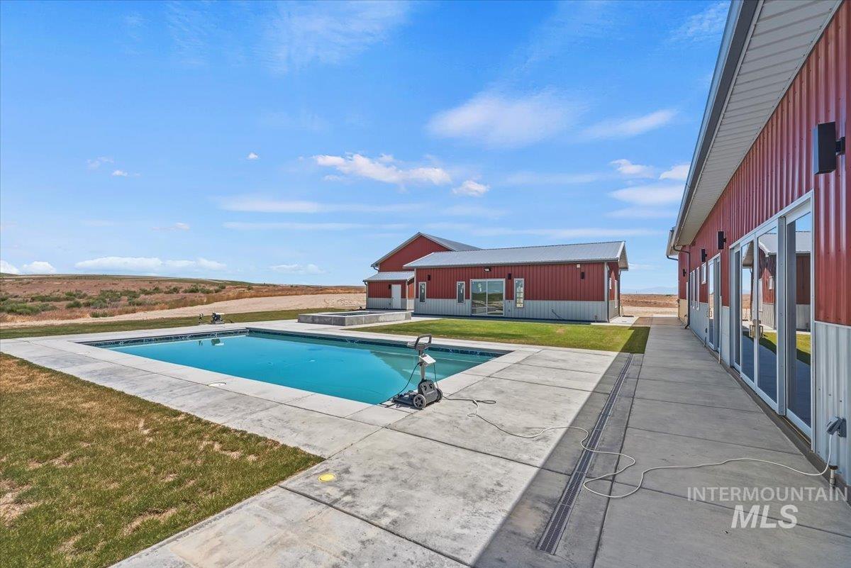 21692 Market Rd, Parma, Idaho 83660, 3 Bedrooms, 2.5 Bathrooms, Farm & Ranch For Sale, Price $1,990,000, 98990718