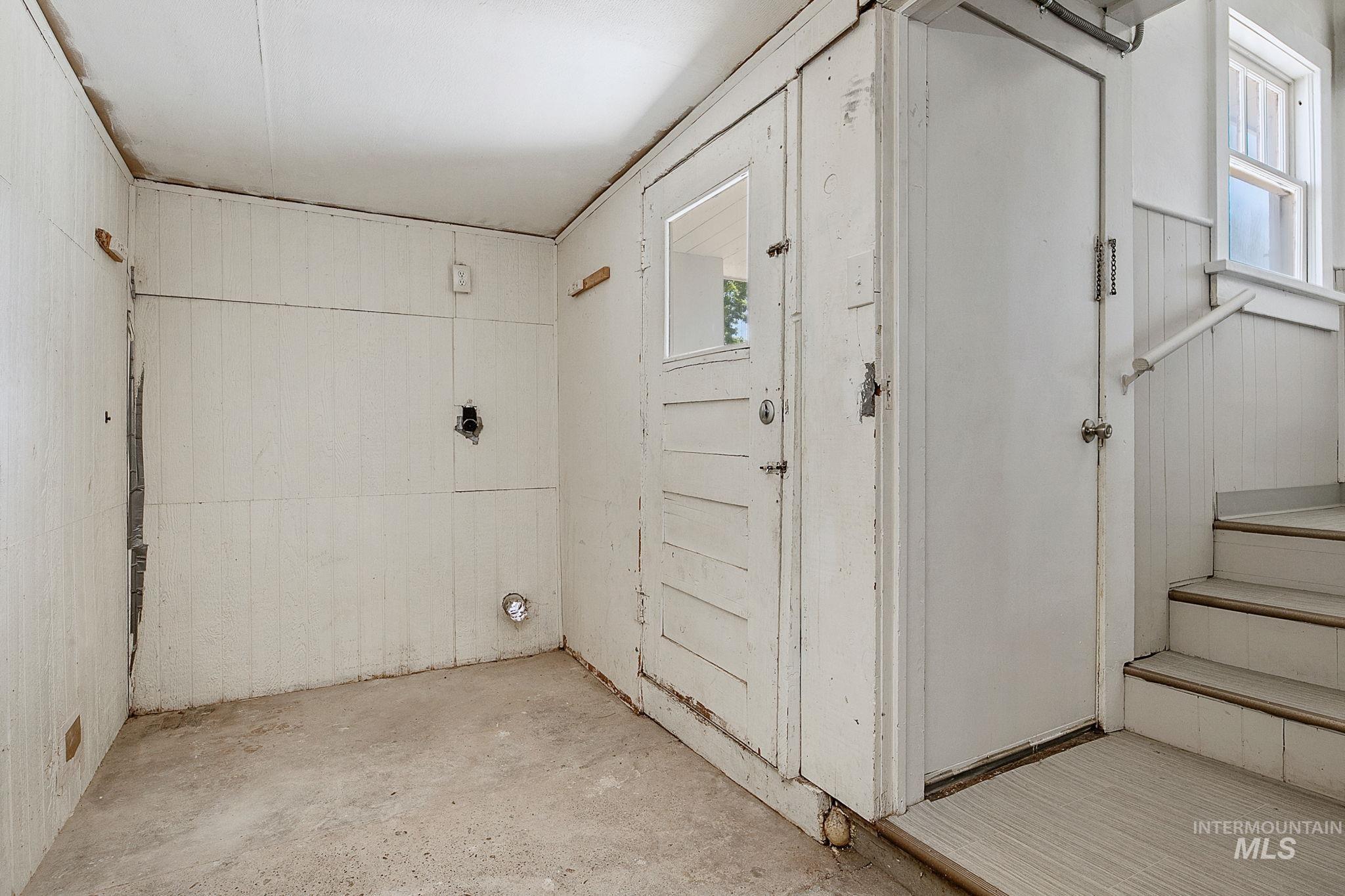 1107 Powell Ave, Nampa, Idaho 83687, 2 Bedrooms, 1 Bathroom, Residential For Sale, Price $275,000, 98990720
