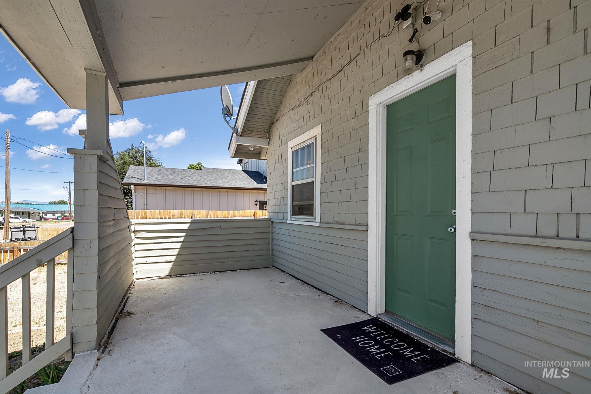 1107 Powell Ave, Nampa, Idaho 83687, 2 Bedrooms, 1 Bathroom, Residential For Sale, Price $275,000, 98990720