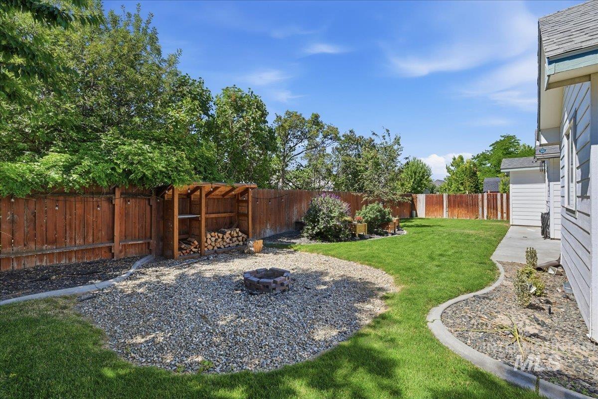 7373 Edgebrook Dr, Nampa, Idaho 83687, 3 Bedrooms, 2 Bathrooms, Residential For Sale, Price $357,900, 98990722