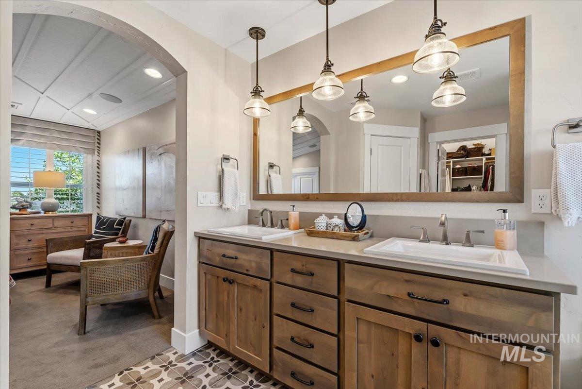 6070 E Canyon Crossing Dr, Nampa, Idaho 83651, 4 Bedrooms, 3.5 Bathrooms, Residential For Sale, Price $699,900,MLS 98990723