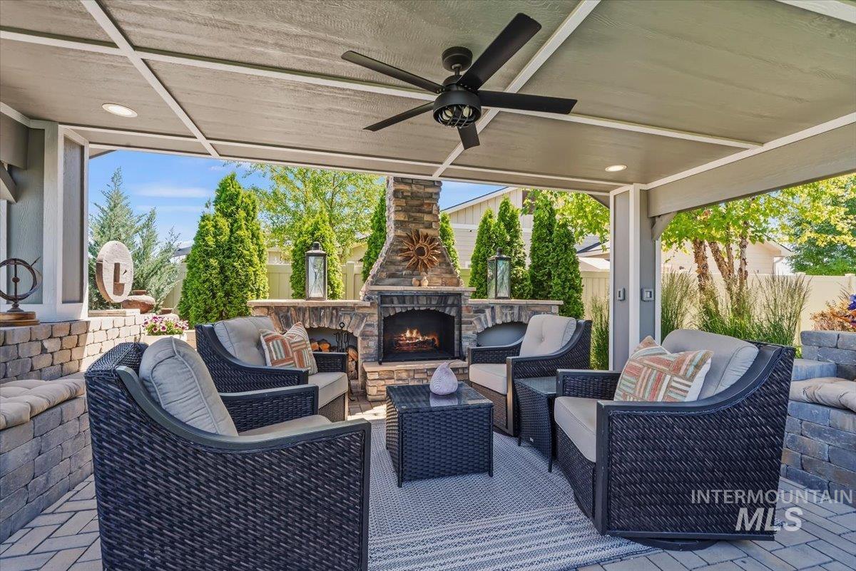 6070 E Canyon Crossing Dr, Nampa, Idaho 83651, 4 Bedrooms, 3.5 Bathrooms, Residential For Sale, Price $699,900,MLS 98990723