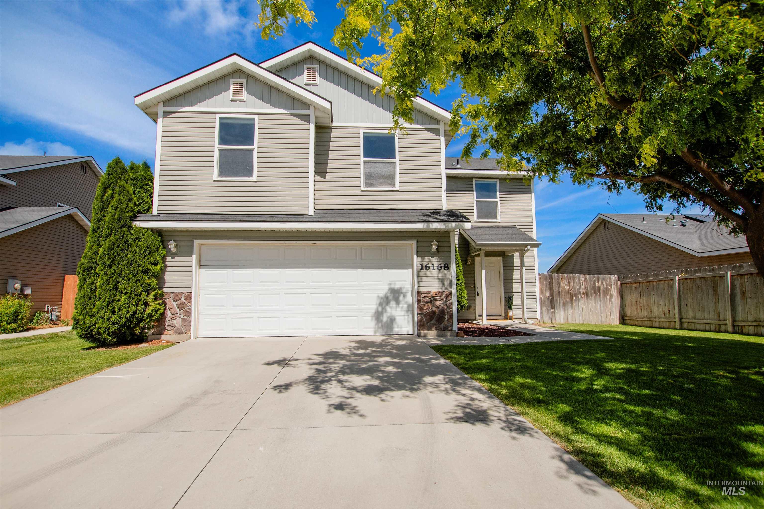 16168 Greenfield Way, Caldwell, Idaho 83607, 3 Bedrooms, 2.5 Bathrooms, Residential For Sale, Price $375,000,MLS 98990724