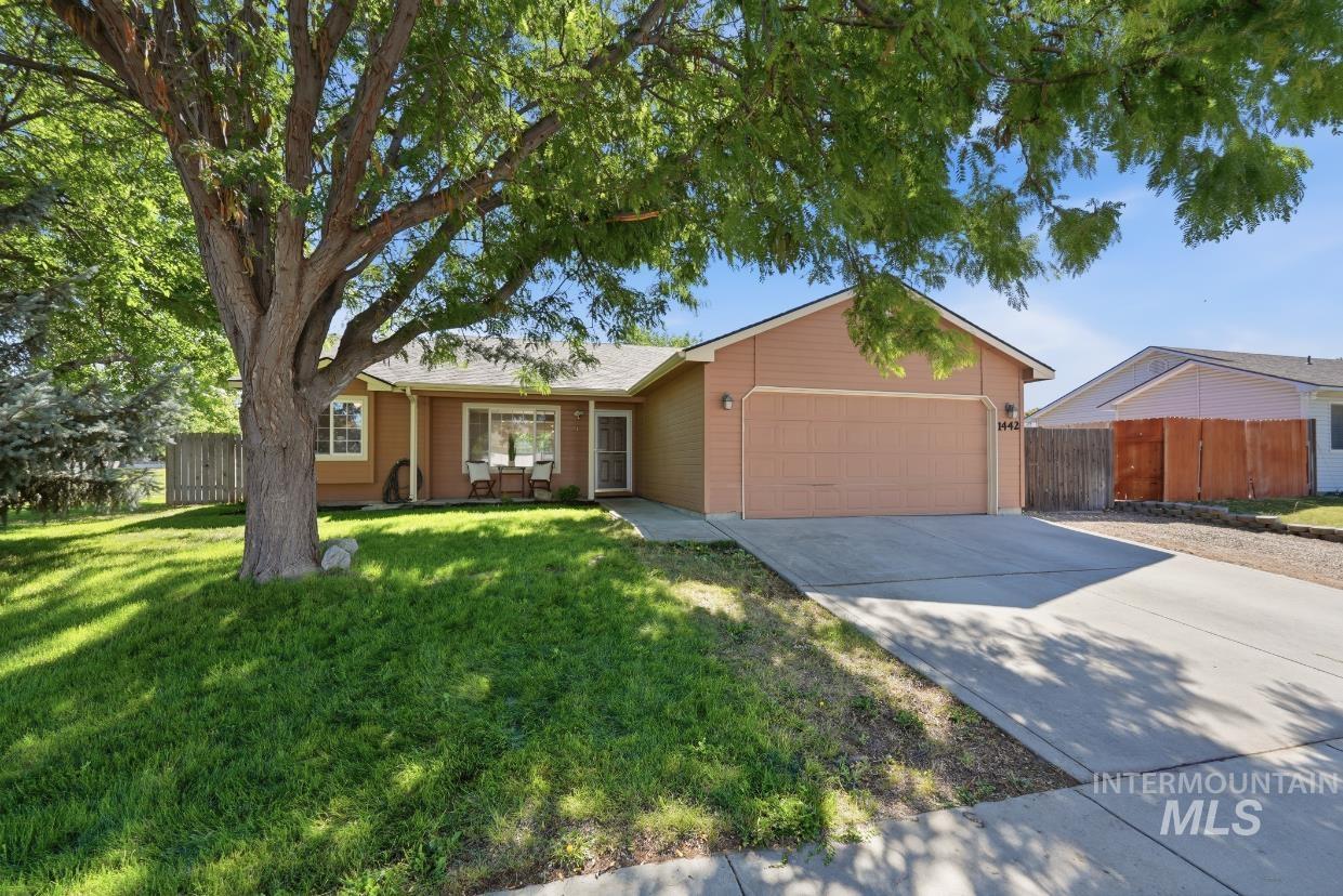 1442 N Misty Springs Ave, Kuna, Idaho 83634, 4 Bedrooms, 2 Bathrooms, Residential For Sale, Price $394,900, 98990727