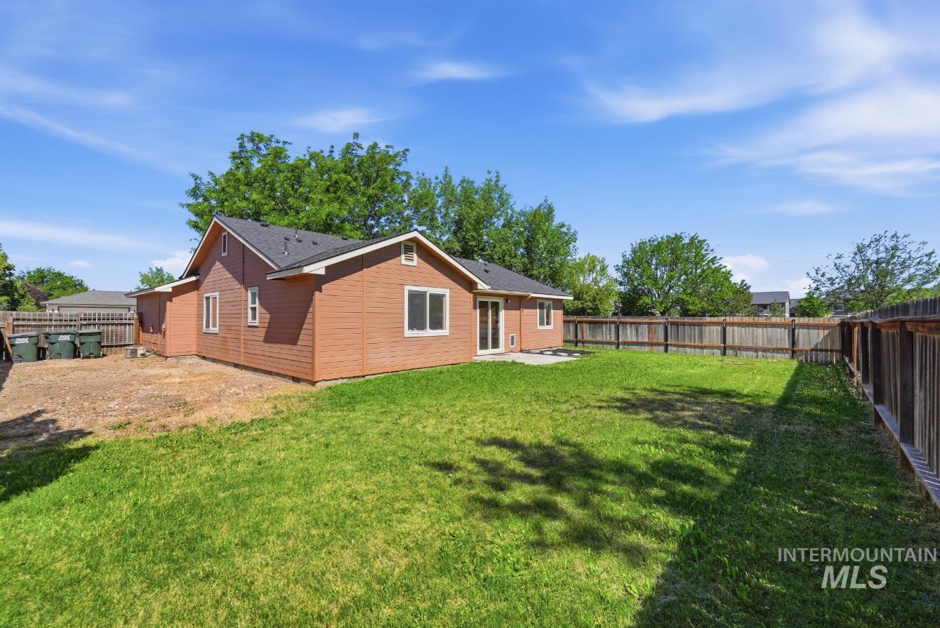 1442 N Misty Springs Ave, Kuna, Idaho 83634, 4 Bedrooms, 2 Bathrooms, Residential For Sale, Price $394,900, 98990727