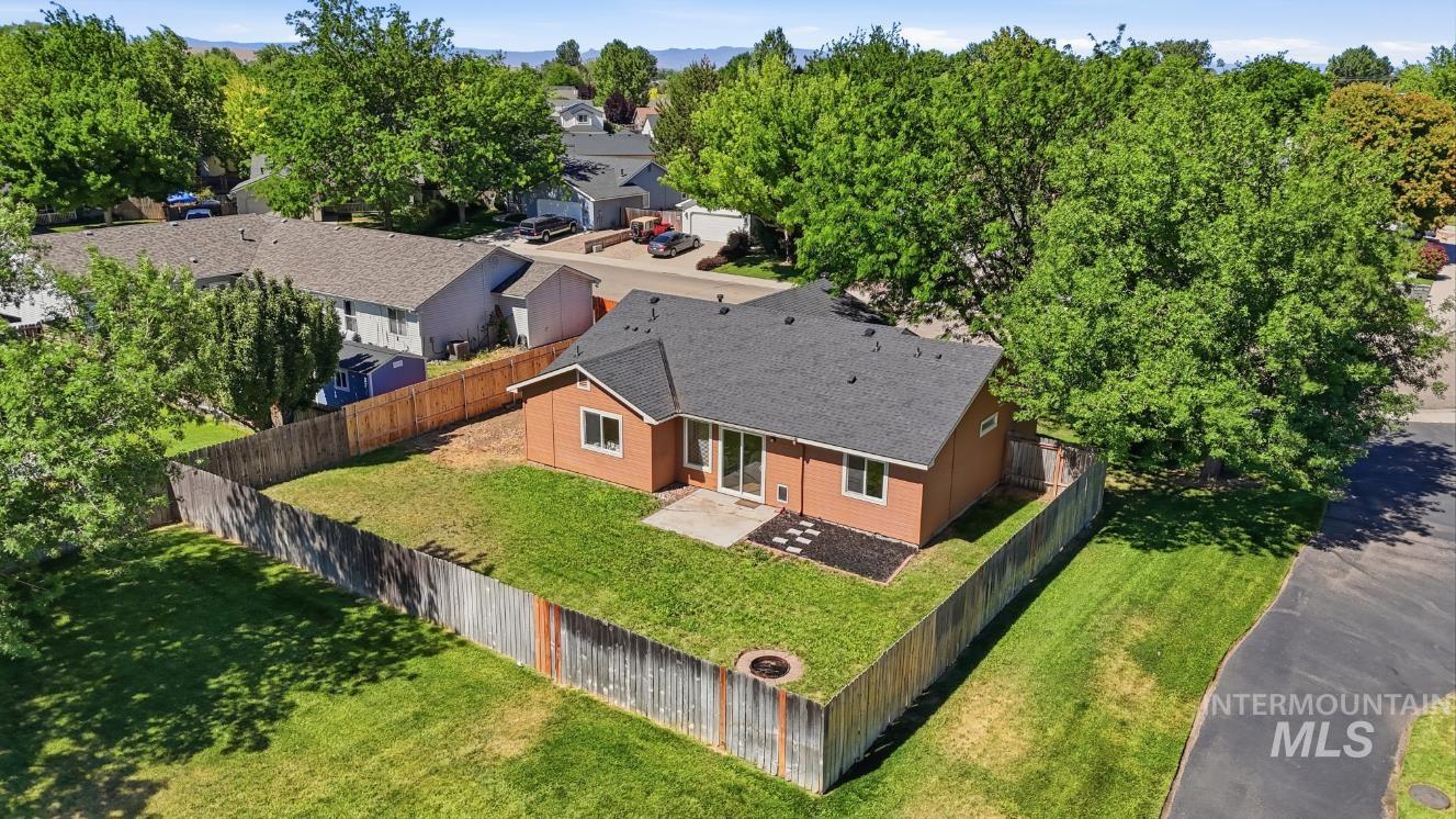 1442 N Misty Springs Ave, Kuna, Idaho 83634, 4 Bedrooms, 2 Bathrooms, Residential For Sale, Price $394,900, 98990727