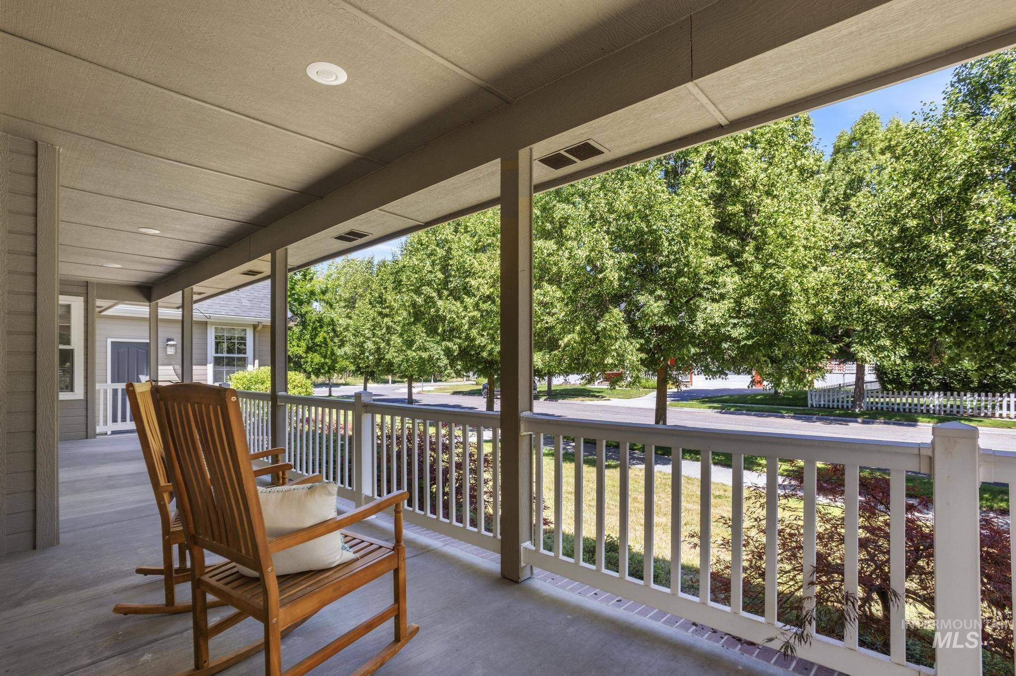 13509 N 4th Avenue, Boise, Idaho 83714, 4 Bedrooms, 2.5 Bathrooms, Residential For Sale, Price $750,000,MLS 98990728