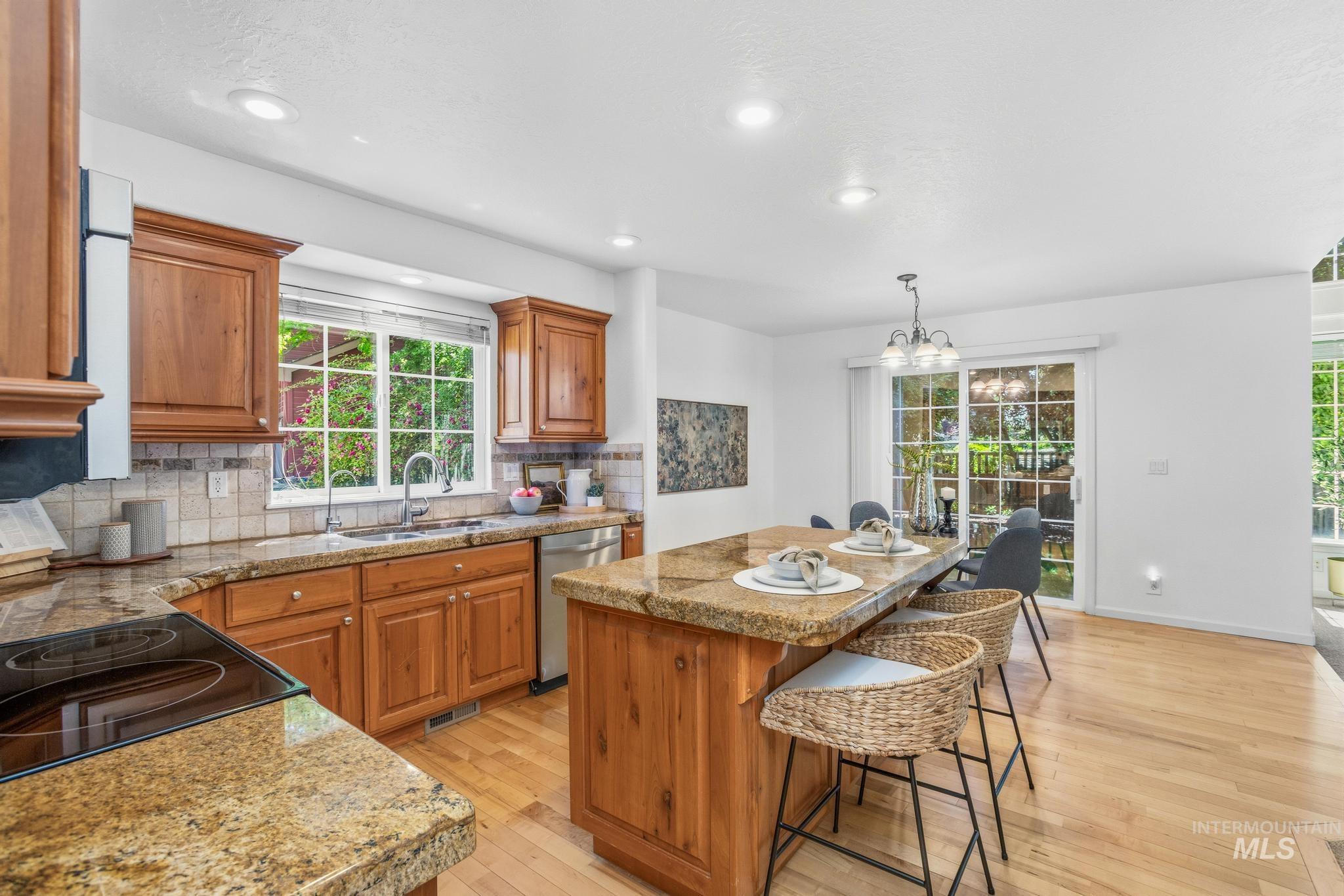 13509 N 4th Avenue, Boise, Idaho 83714, 4 Bedrooms, 2.5 Bathrooms, Residential For Sale, Price $750,000,MLS 98990728