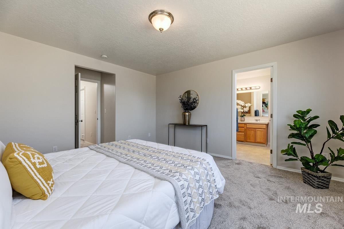 11658 Virginia, Caldwell, Idaho 83605, 4 Bedrooms, 2 Bathrooms, Residential For Sale, Price $365,000, 98990730