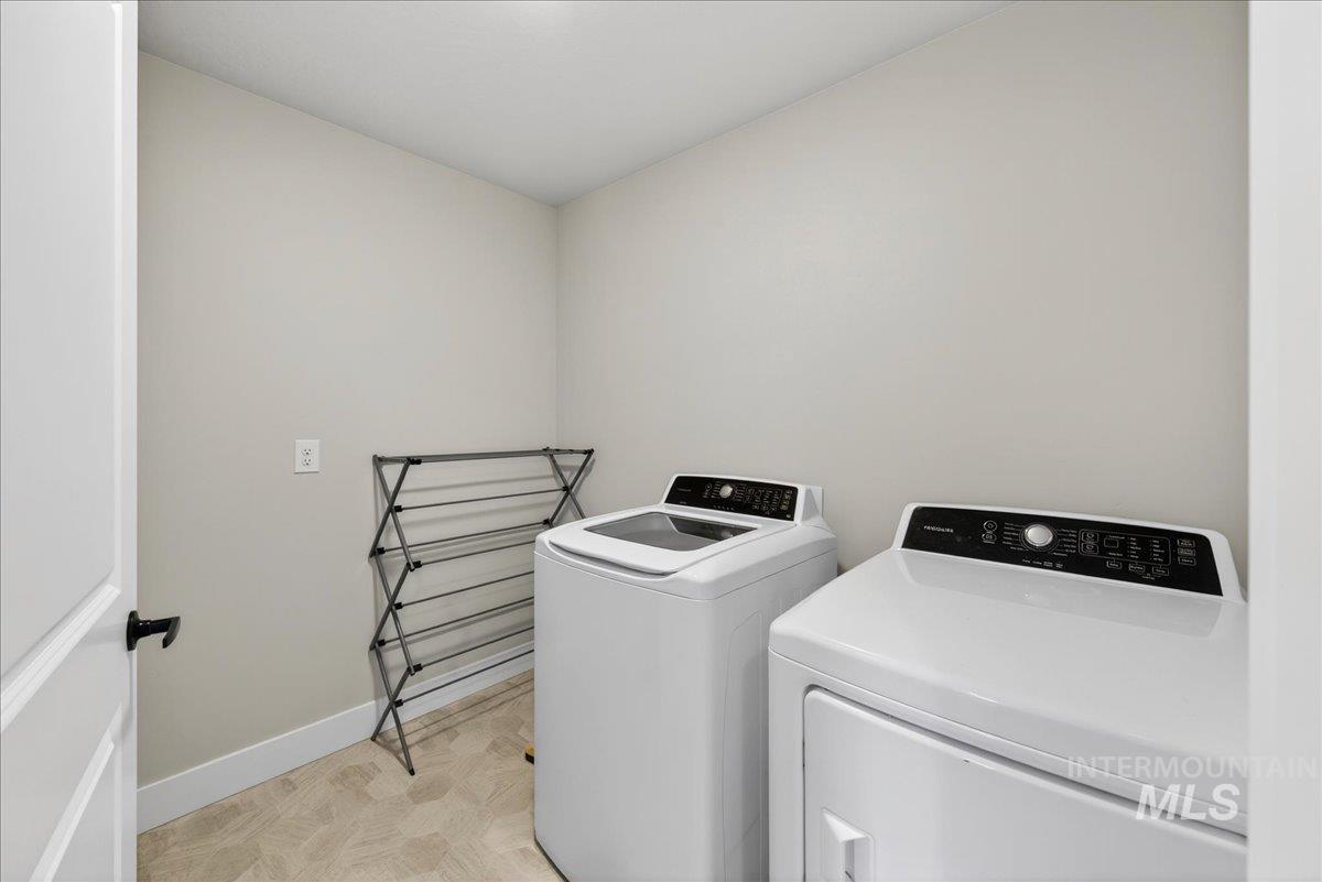 6025 S Catria Pl, Meridian, Idaho 83642, 3 Bedrooms, 2.5 Bathrooms, Residential For Sale, Price $497,000,MLS 98990731