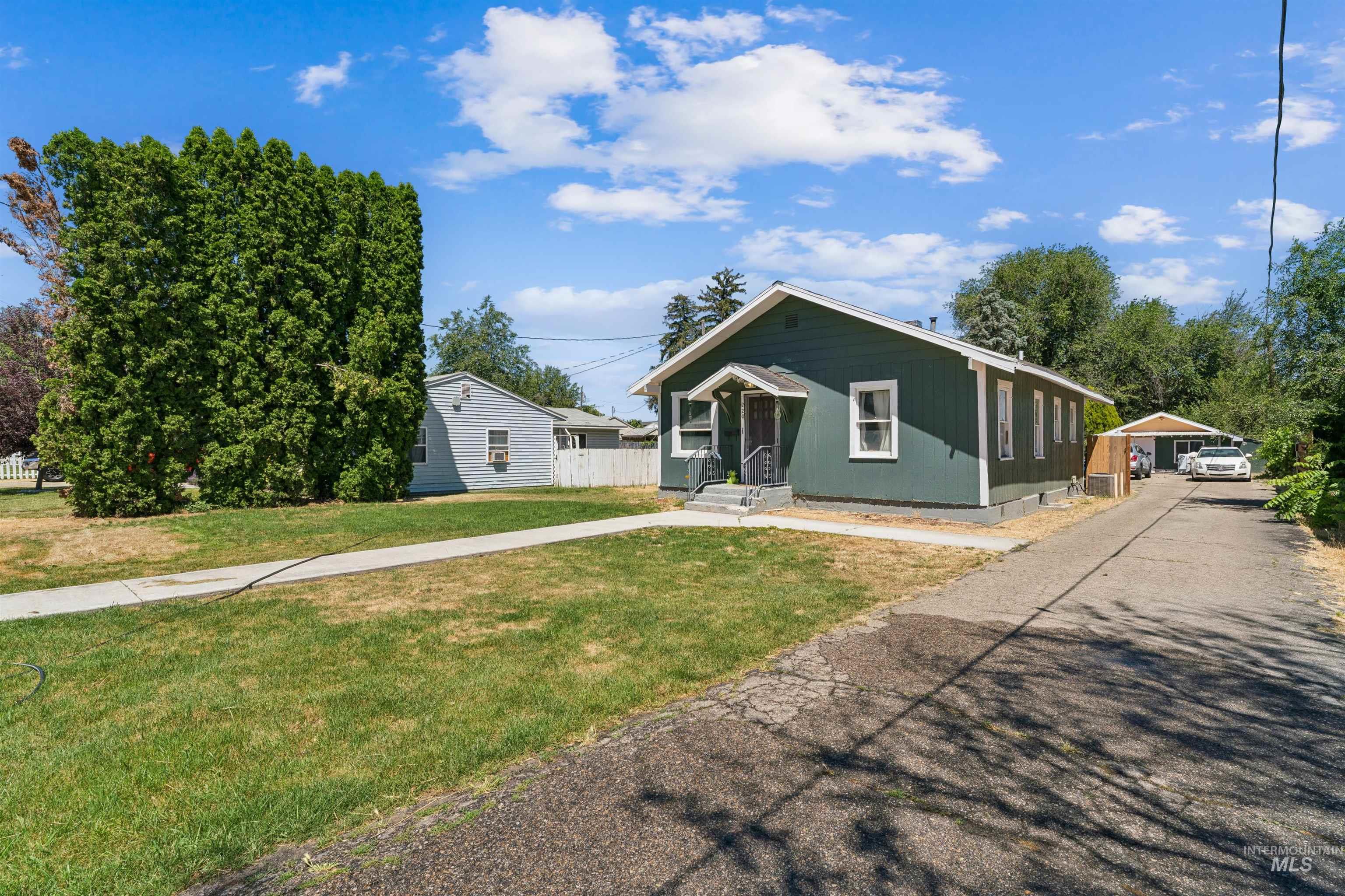 220 Lone Star Road, Nampa, Idaho 83651, 2 Bedrooms, 1 Bathroom, Residential For Sale, Price $335,000, 98990732