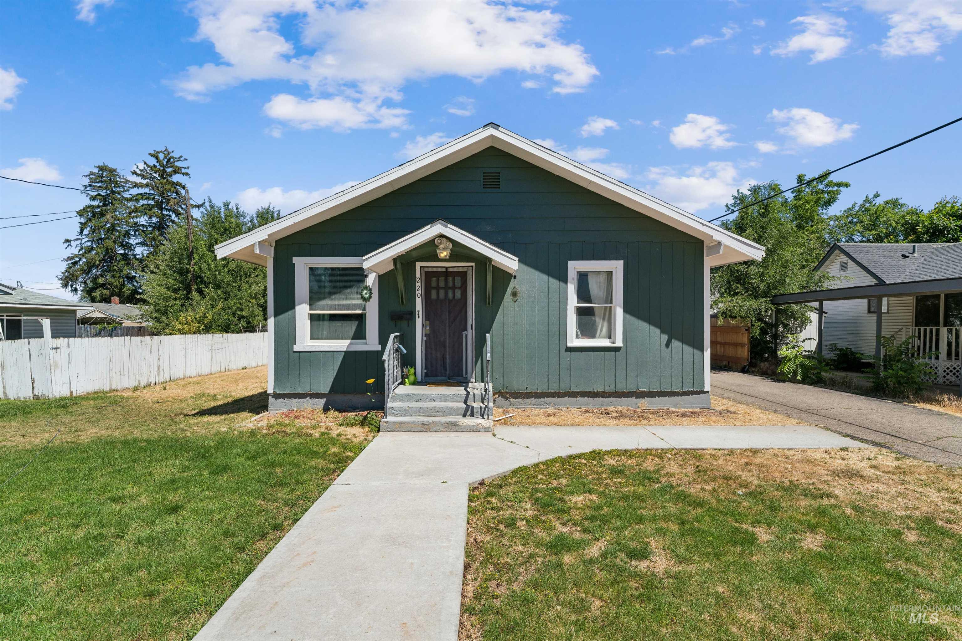 220 Lone Star Road, Nampa, Idaho 83651, 2 Bedrooms, 1 Bathroom, Residential For Sale, Price $335,000, 98990732