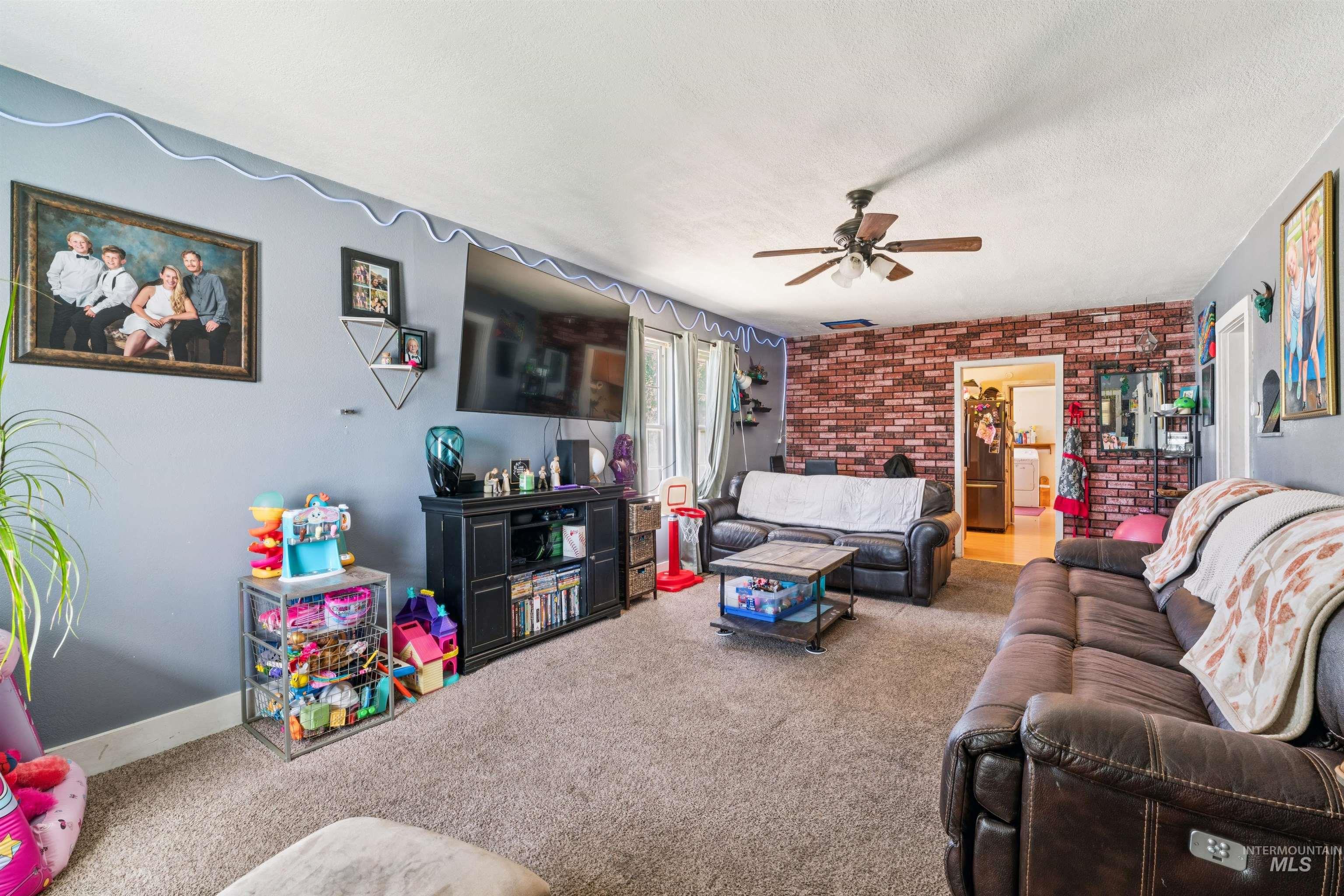220 Lone Star Road, Nampa, Idaho 83651, 2 Bedrooms, 1 Bathroom, Residential For Sale, Price $335,000, 98990732