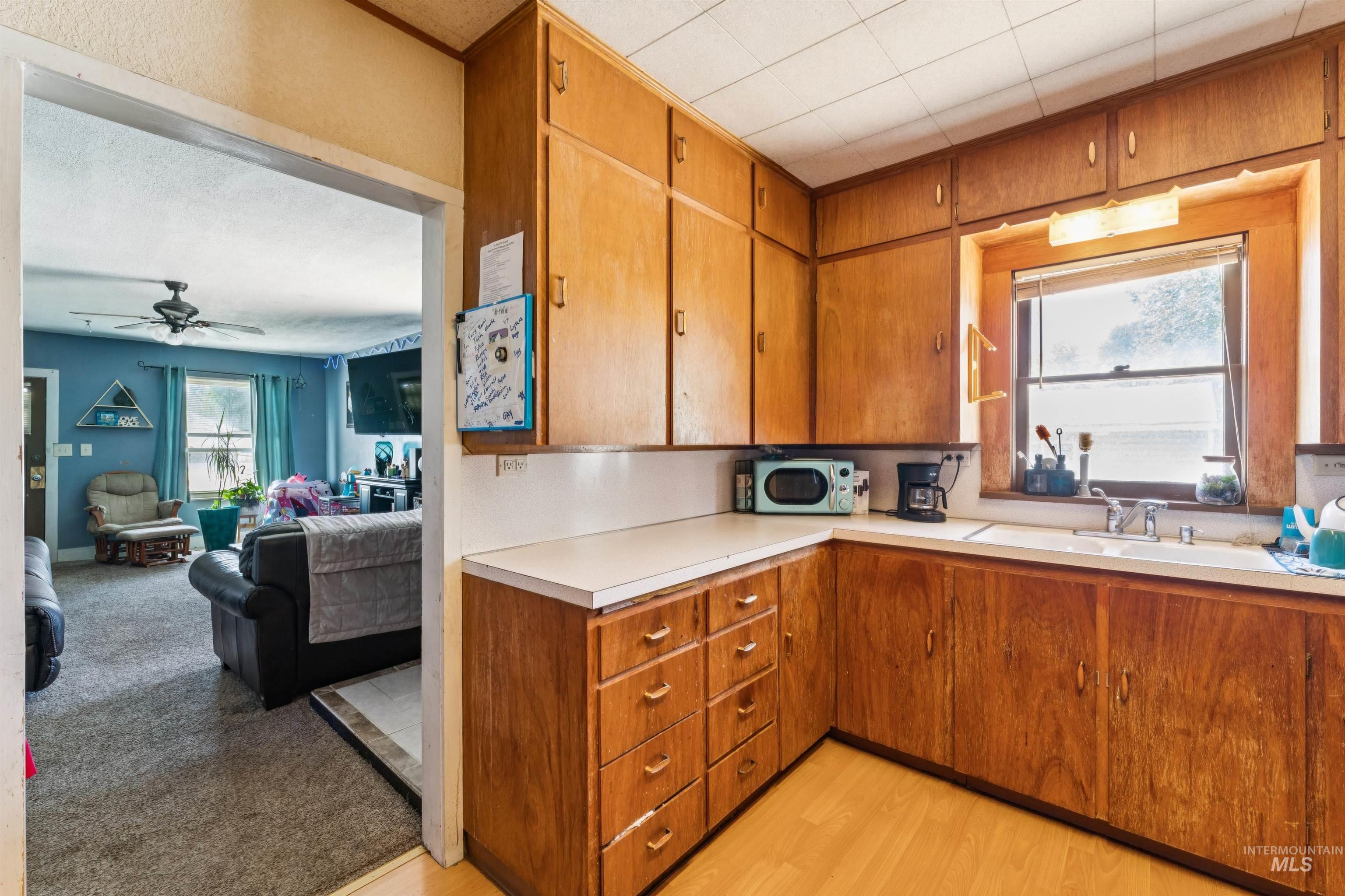220 Lone Star Road, Nampa, Idaho 83651, 2 Bedrooms, 1 Bathroom, Residential For Sale, Price $335,000, 98990732