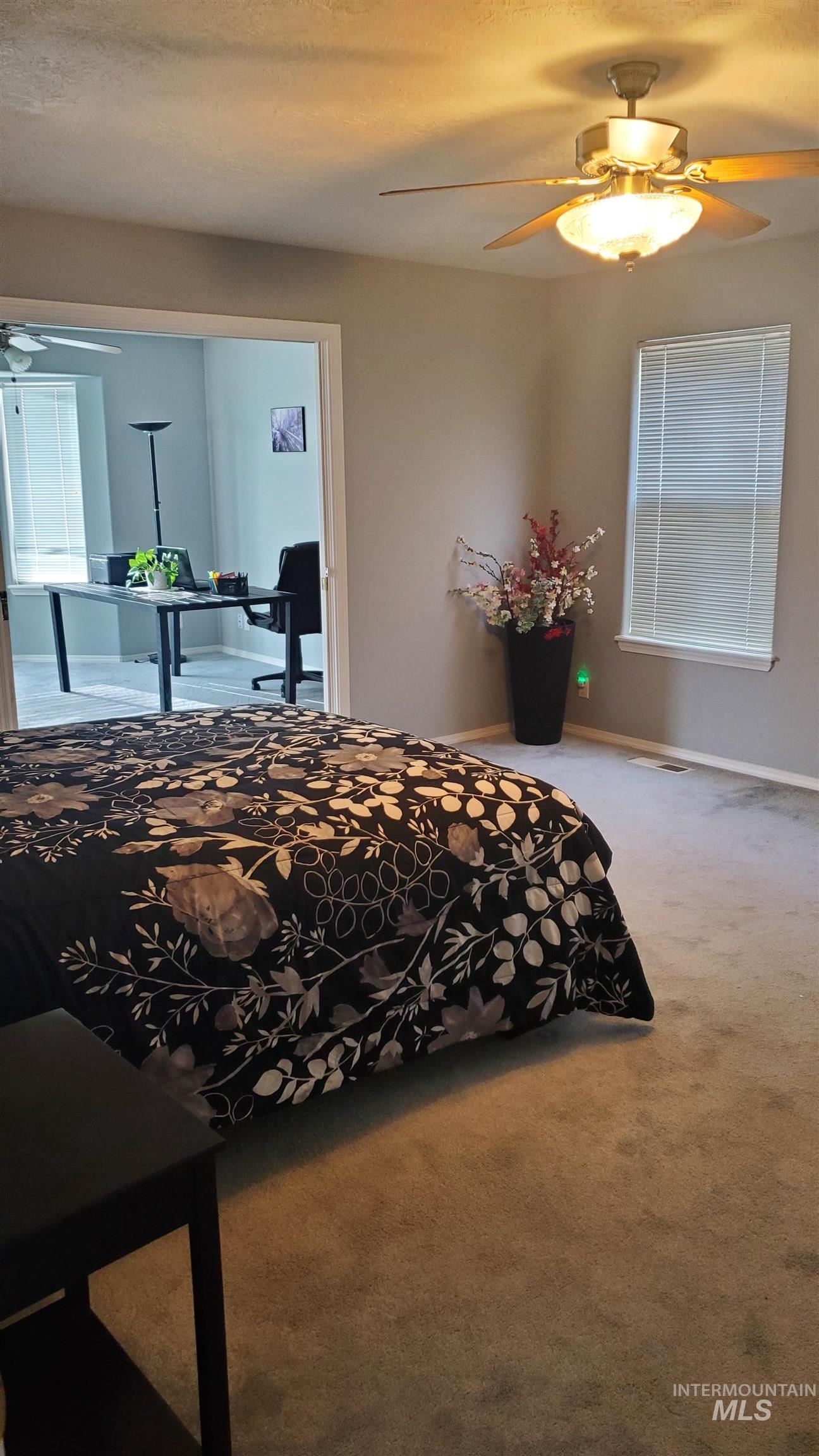 736 N Cambridge St, Nampa, Idaho 83651, 2 Bedrooms, 2 Bathrooms, Residential For Sale, Price $325,000, 98990734