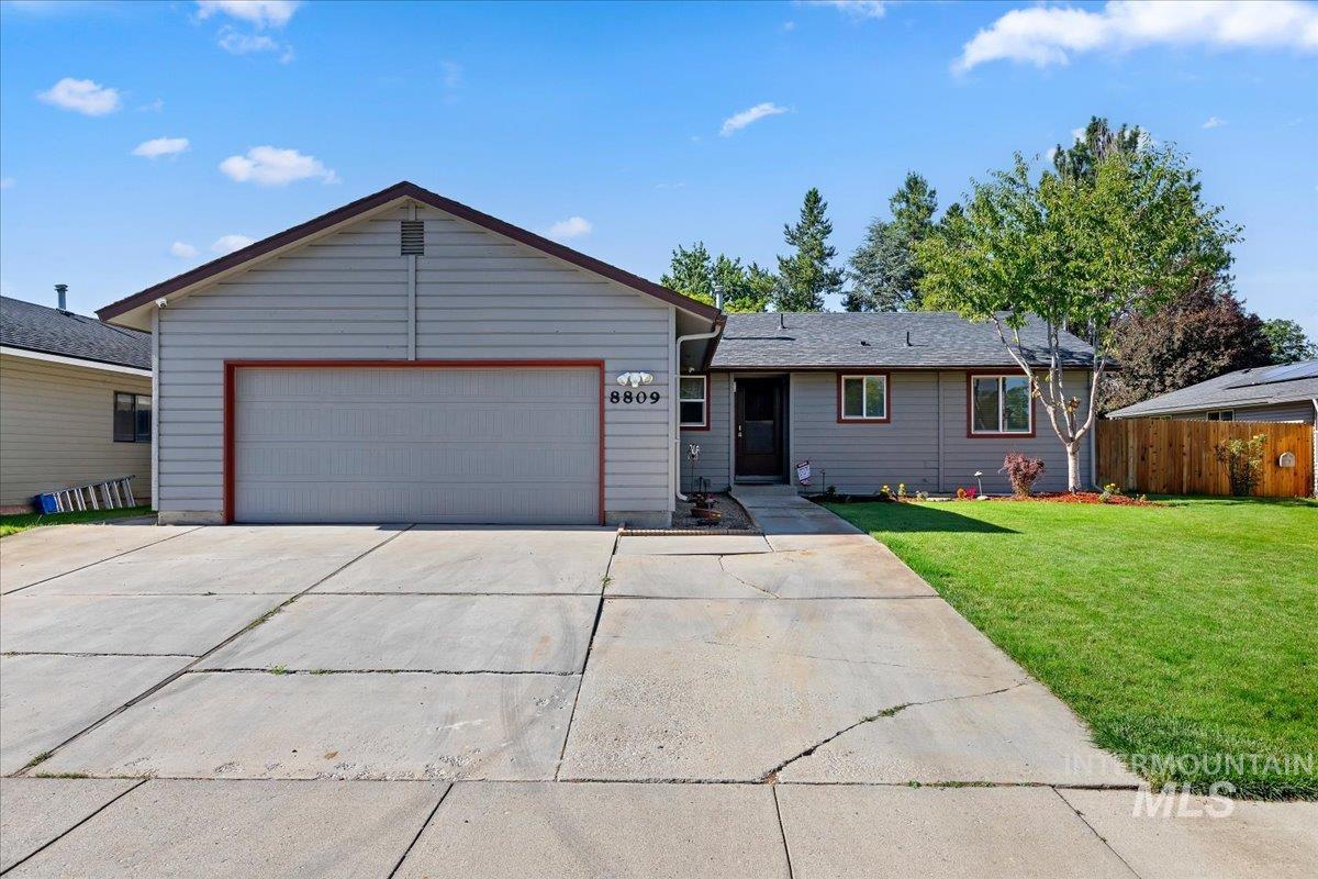 8809 W Canterbury St, Boise, Idaho 83704-6302, 4 Bedrooms, 2 Bathrooms, Residential For Sale, Price $450,000,MLS 98990736