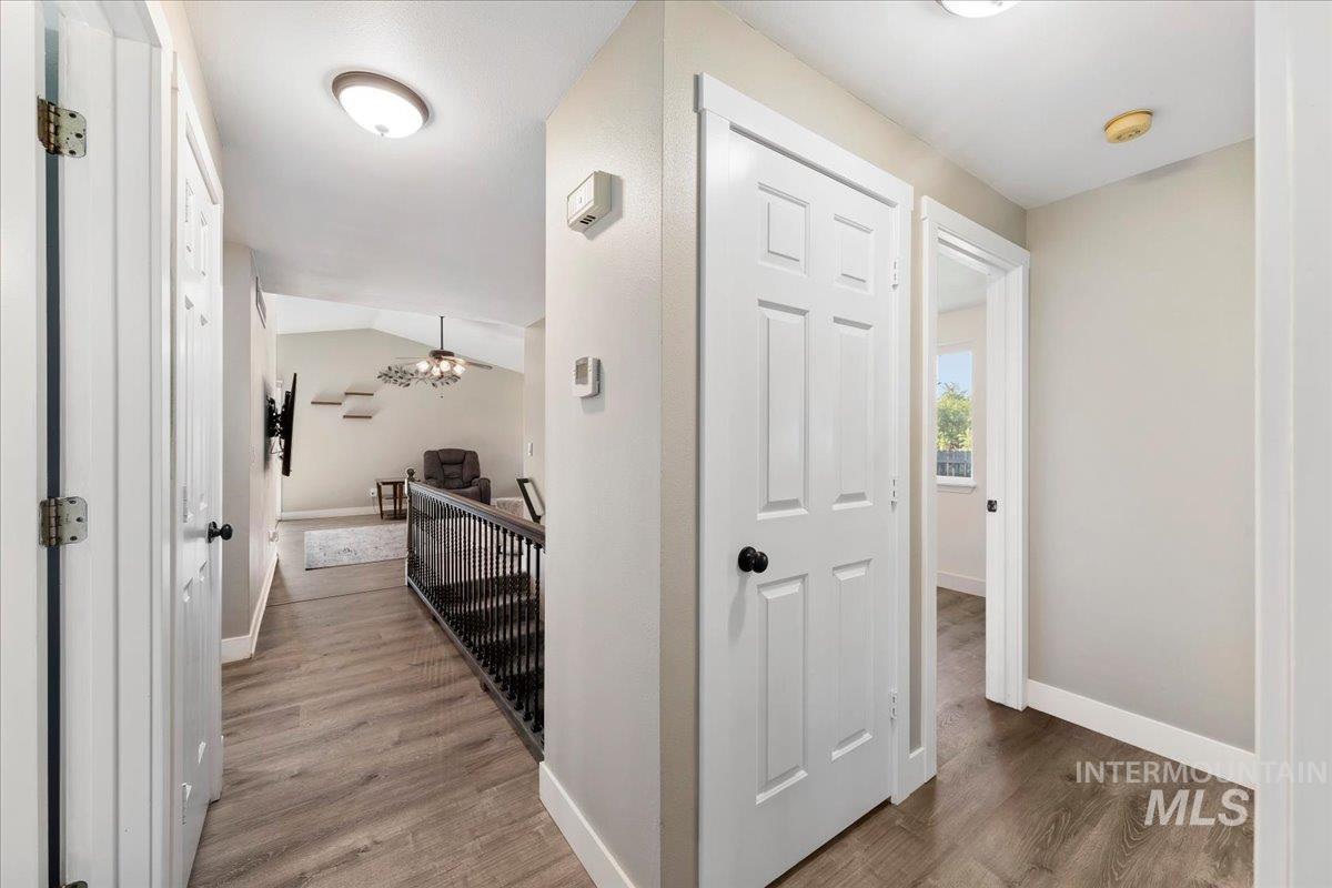 8809 W Canterbury St, Boise, Idaho 83704-6302, 4 Bedrooms, 2 Bathrooms, Residential For Sale, Price $450,000,MLS 98990736