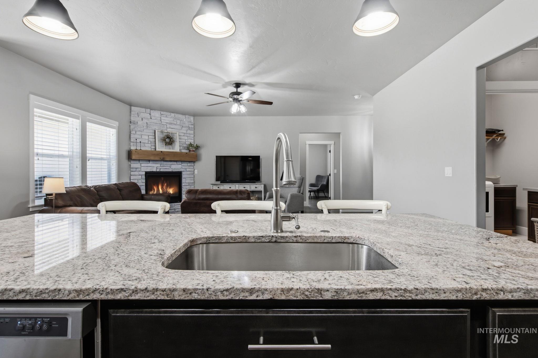 18602 Easter Peak Ave, Nampa, Idaho 83687, 3 Bedrooms, 2 Bathrooms, Residential For Sale, Price $479,900,MLS 98990741