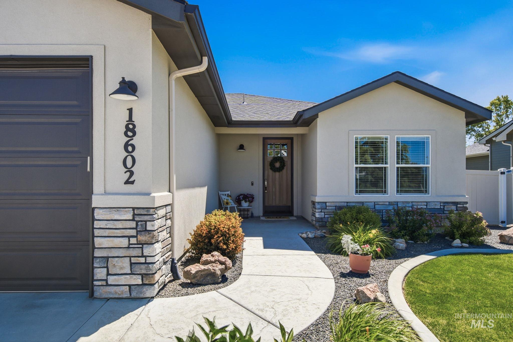 18602 Easter Peak Ave, Nampa, Idaho 83687, 3 Bedrooms, 2 Bathrooms, Residential For Sale, Price $479,900,MLS 98990741