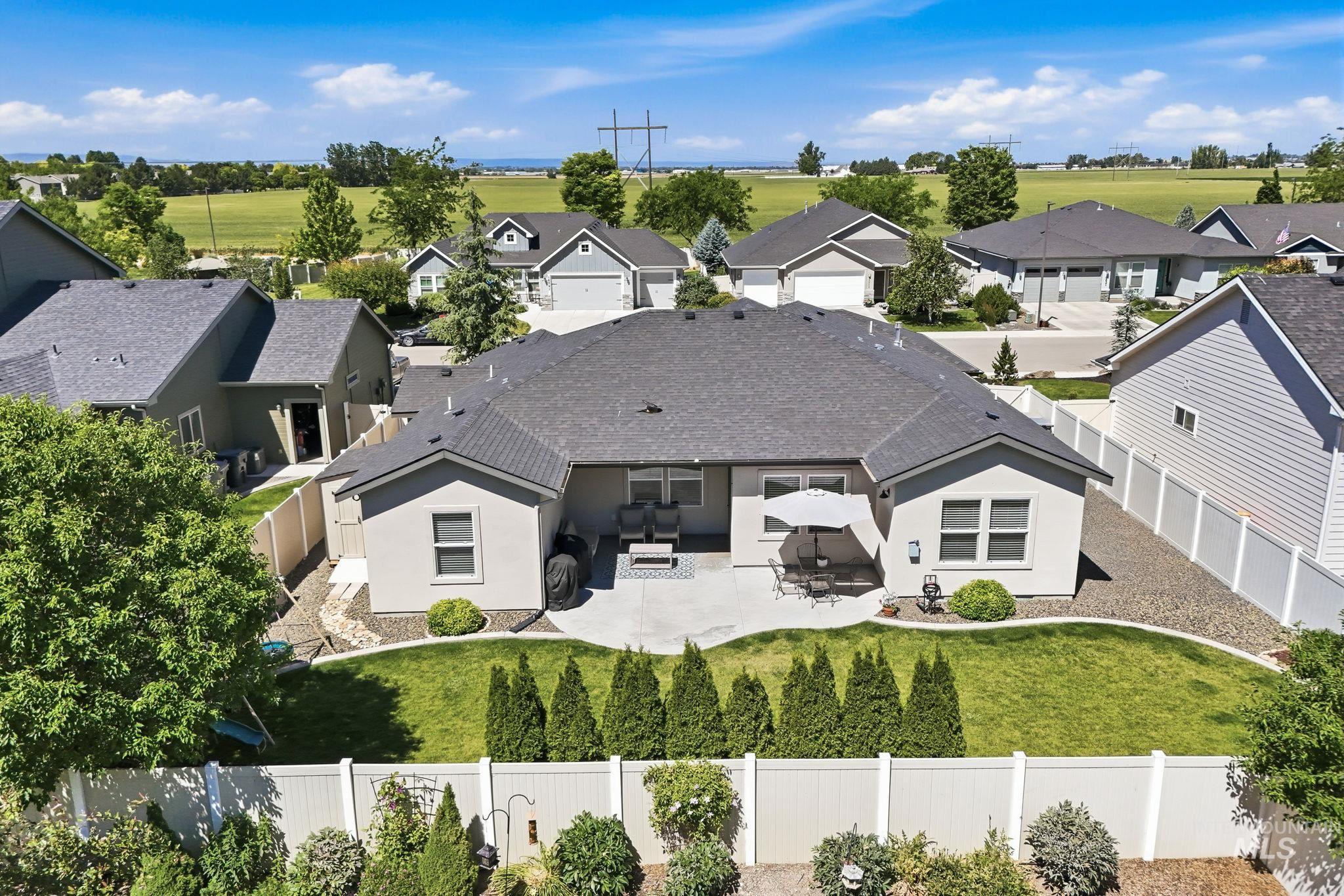 18602 Easter Peak Ave, Nampa, Idaho 83687, 3 Bedrooms, 2 Bathrooms, Residential For Sale, Price $479,900,MLS 98990741