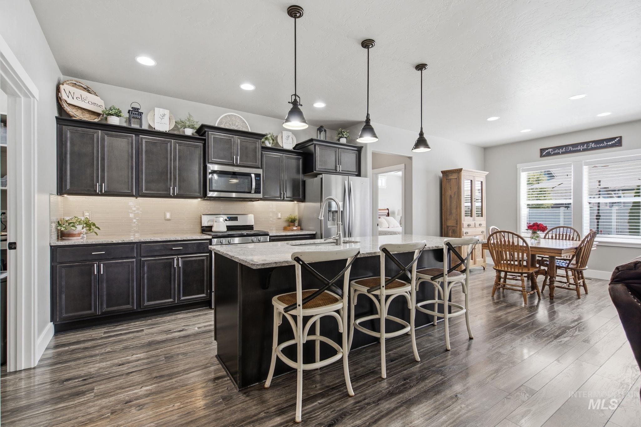 18602 Easter Peak Ave, Nampa, Idaho 83687, 3 Bedrooms, 2 Bathrooms, Residential For Sale, Price $479,900,MLS 98990741