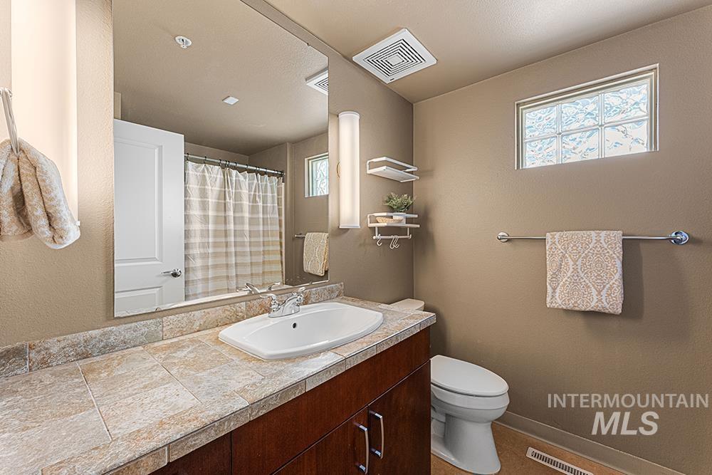 1411 W Grand Ave, Boise, Idaho 83702, 3 Bedrooms, 2 Bathrooms, Residential For Sale, Price $435,000, 98990743