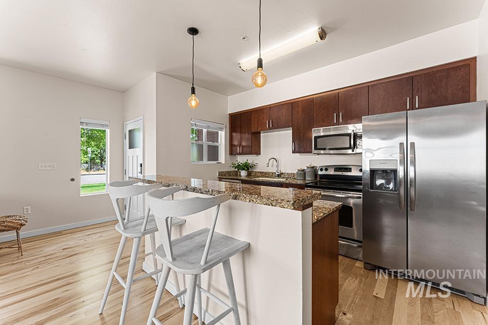 1411 W Grand Ave, Boise, Idaho 83702, 3 Bedrooms, 2 Bathrooms, Residential For Sale, Price $435,000, 98990743